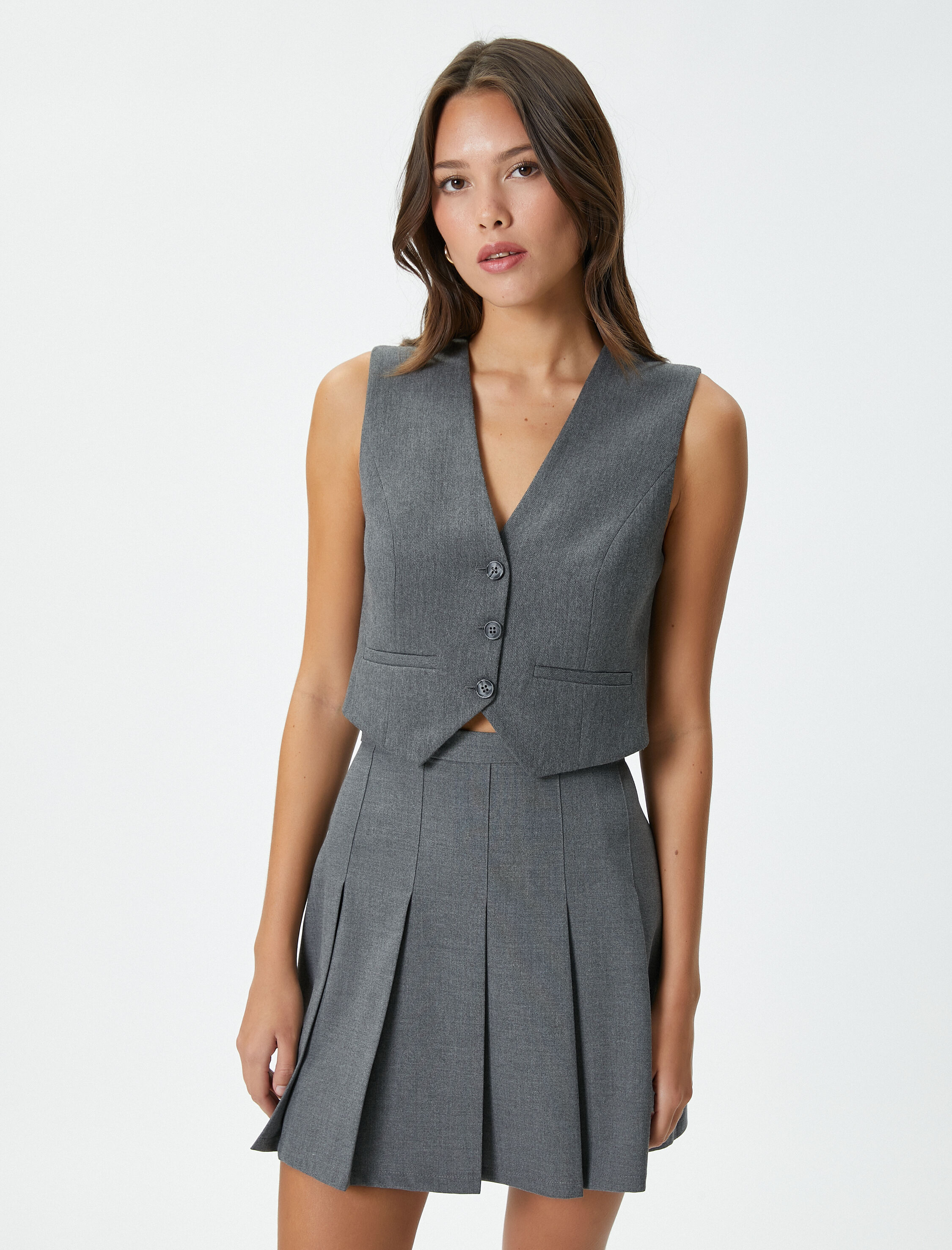   Yelek V Yaka Düğmeli Mini Cep Detaylı