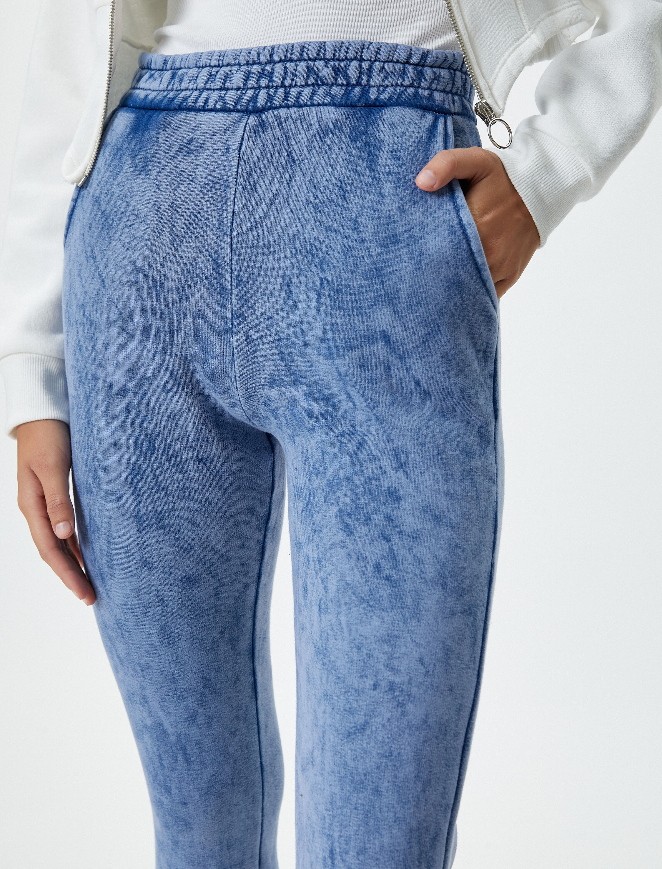   Jogger Pantolon Beli ve Paçası Lastikli Cepli Yıkamalı