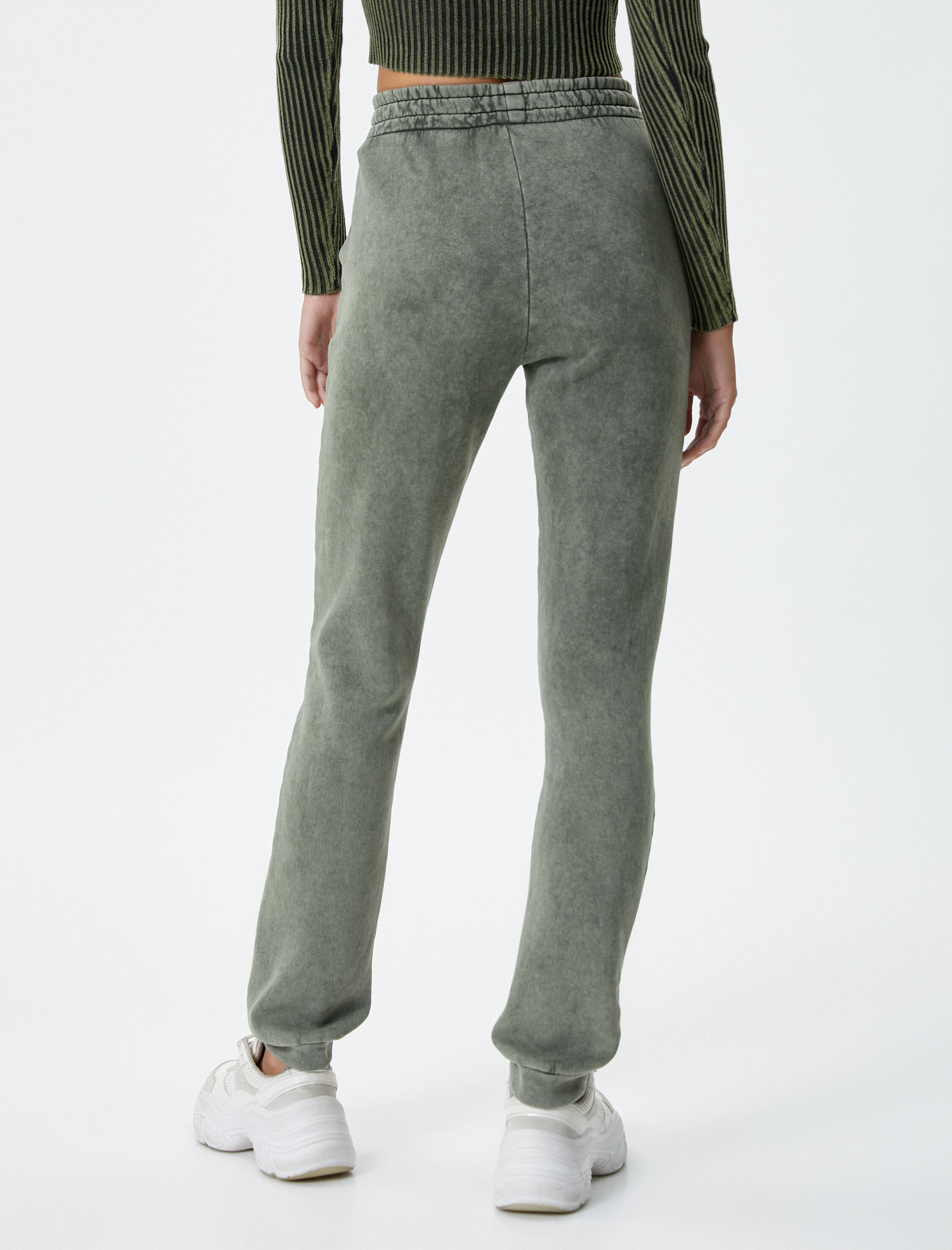   Jogger Pantolon Beli ve Paçası Lastikli Cepli Yıkamalı