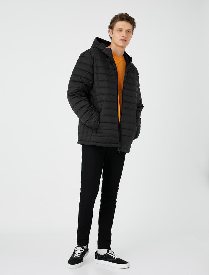  Şişme Mont Mevsimlik Kapşonlu Fermuarlı Cep Detaylı