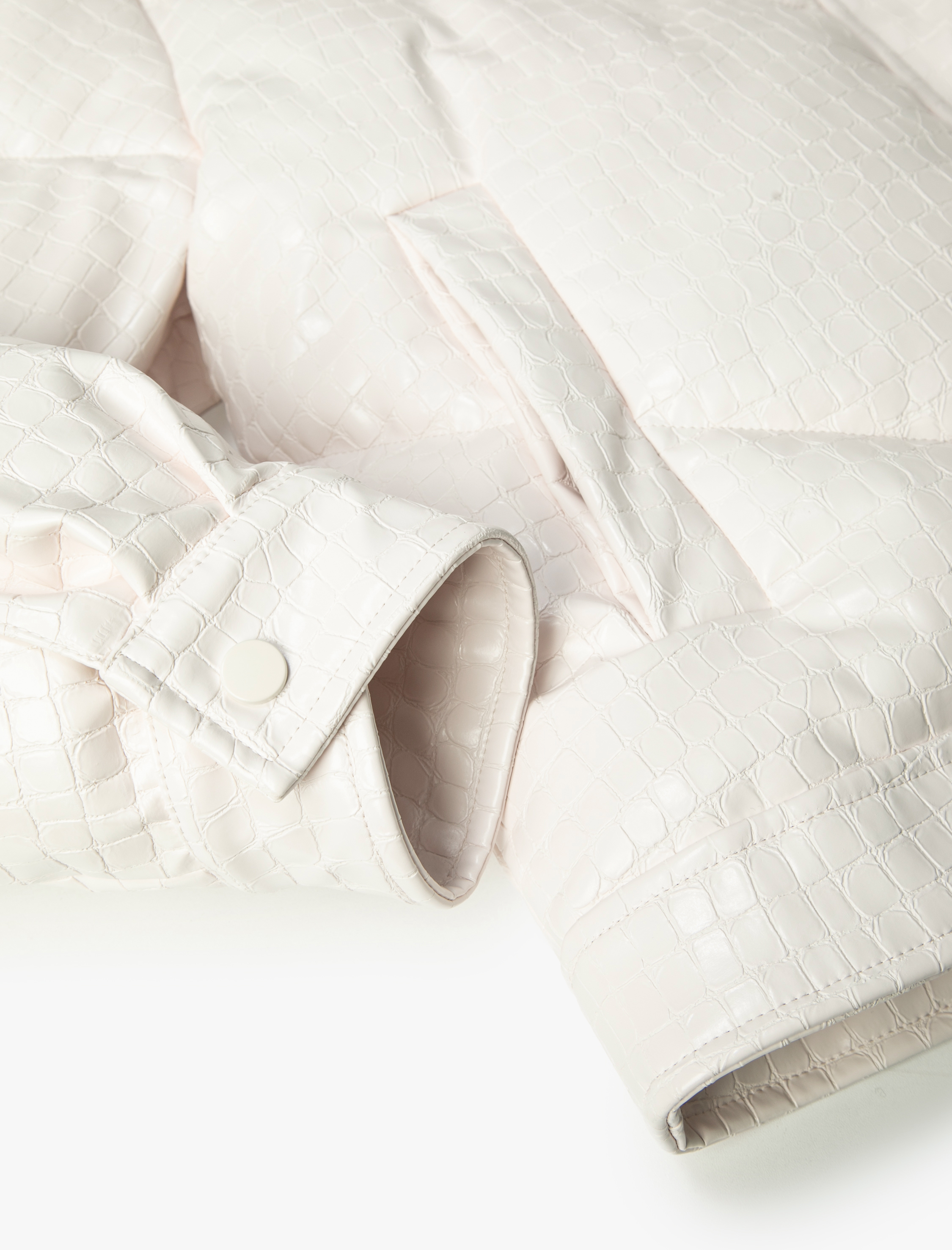   Mont Krokodil Suni Deri Görünümlü Kapüşonlu Cepli Dik Yaka