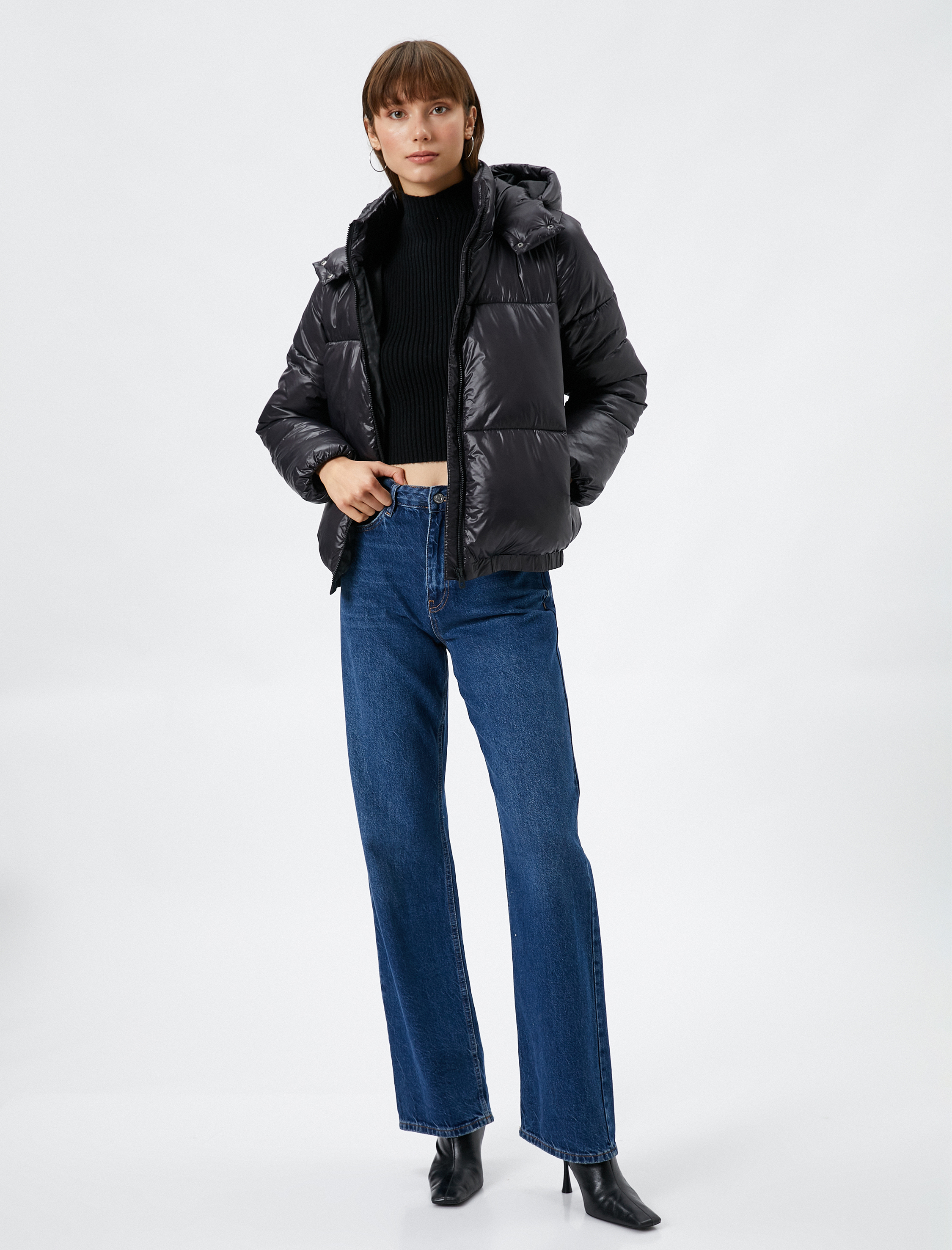   Kısa Şişme Mont Kapüşonlu Fermuarlı Beli Lastikli Cepli