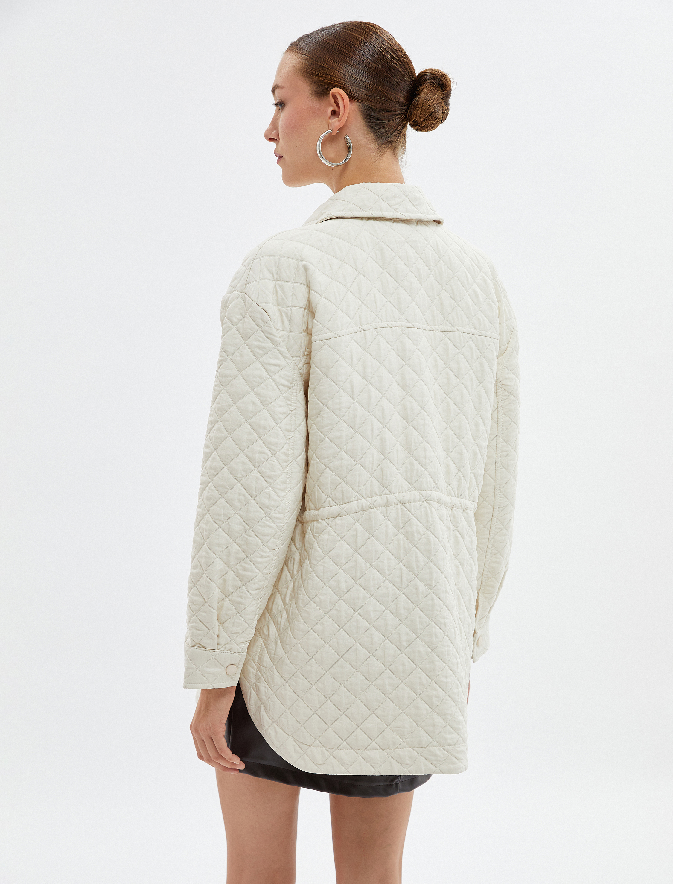   Kapitone Ceket Çıtçıt Düğmeli Gömlek Yaka Cep Detaylı