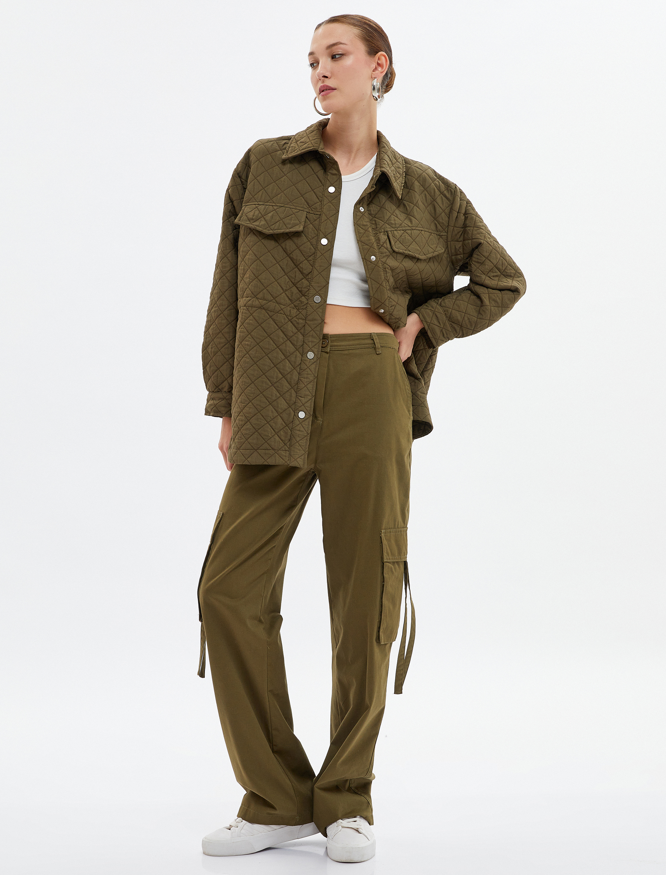   Kapitone Ceket Çıtçıt Düğmeli Gömlek Yaka Cep Detaylı