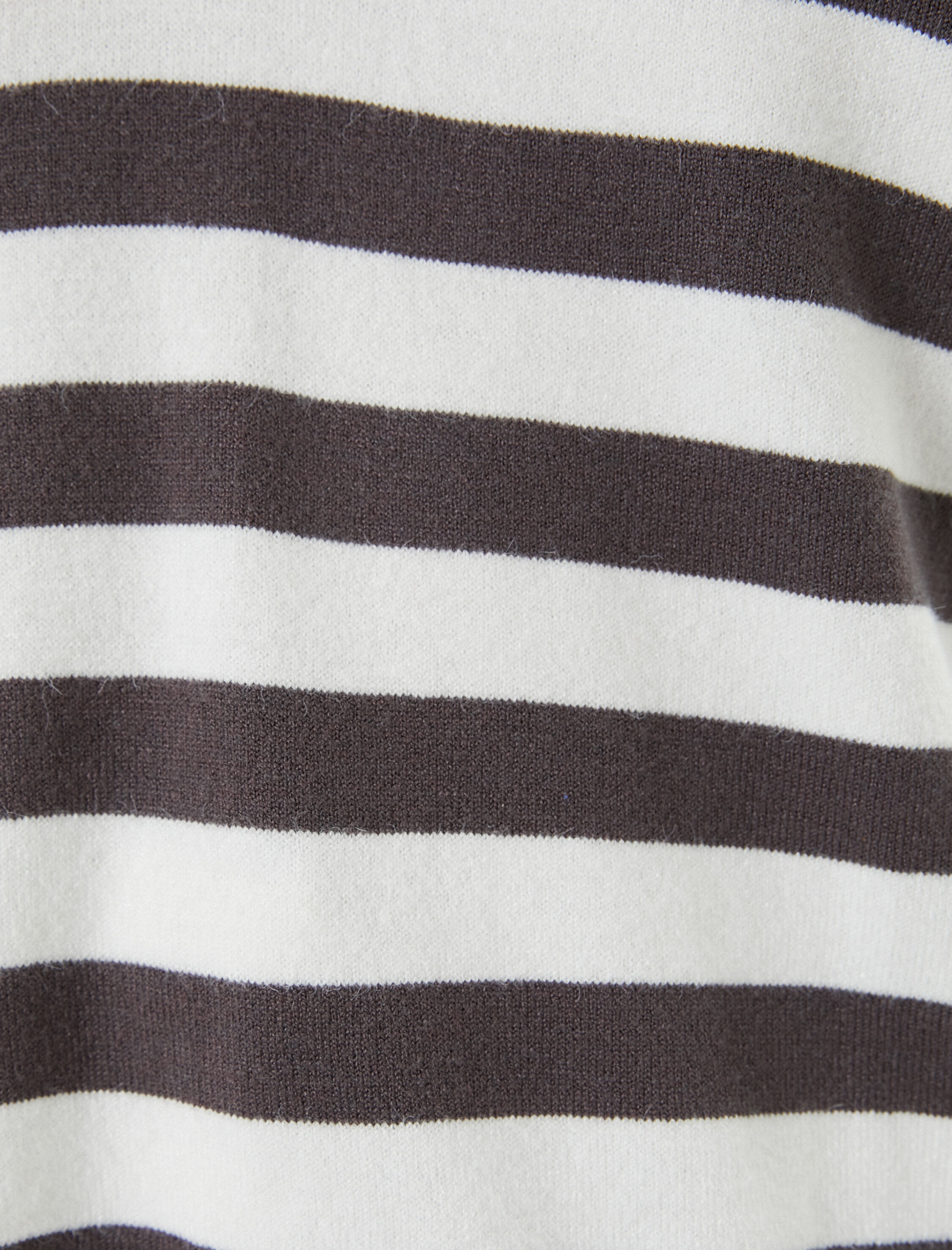   Triko Kazak V Yaka Uzun Kollu Viskon Karışımlı