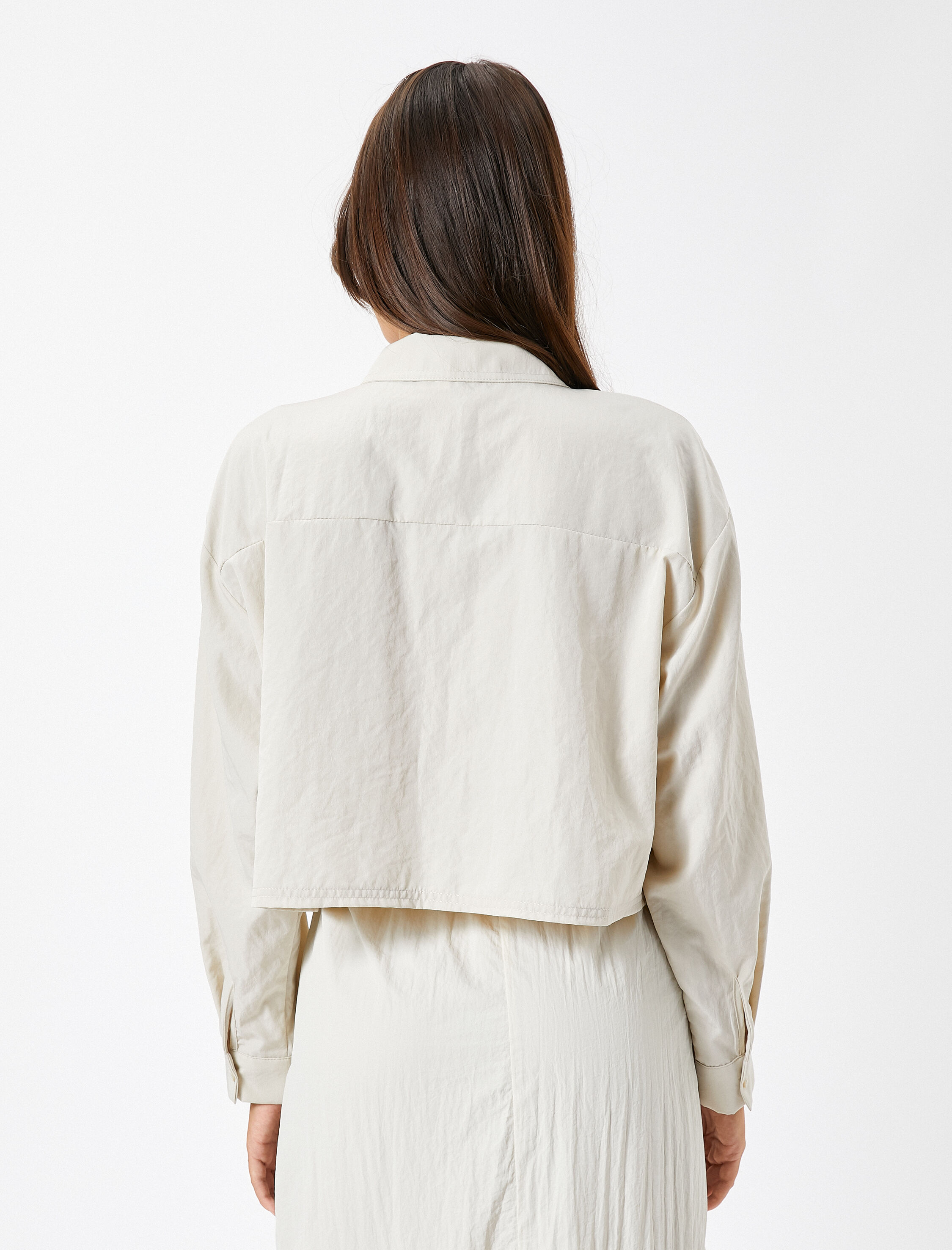   Crop Gömlek Kargo Cepli Düğmeli Metal Aksesuarlı