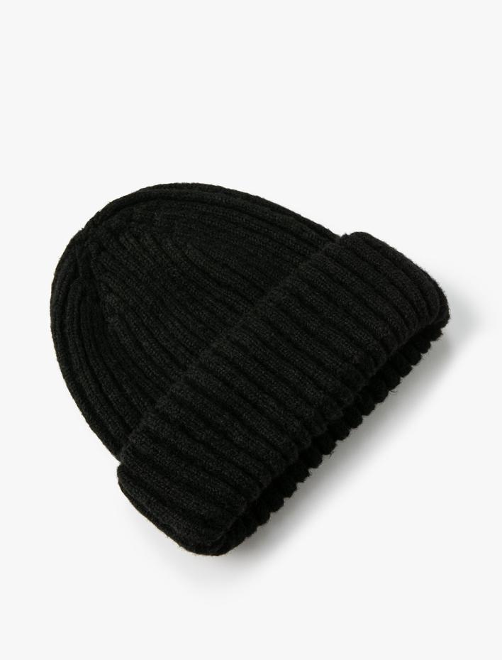 Kadın Örgü Bere Lastikli