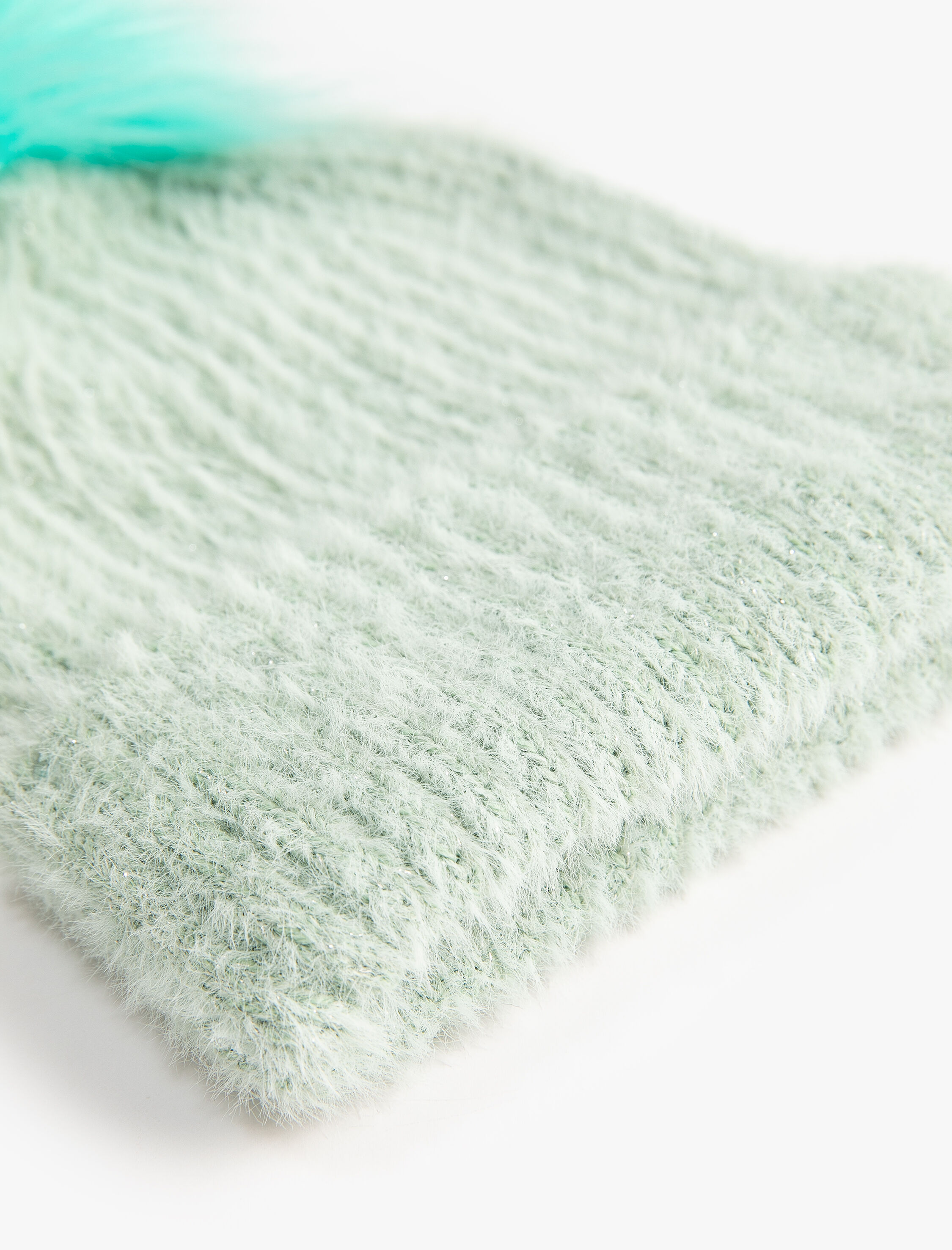 Kız Çocuk Peluş Bere Yumuşak Dokulu Ponpon Detaylı