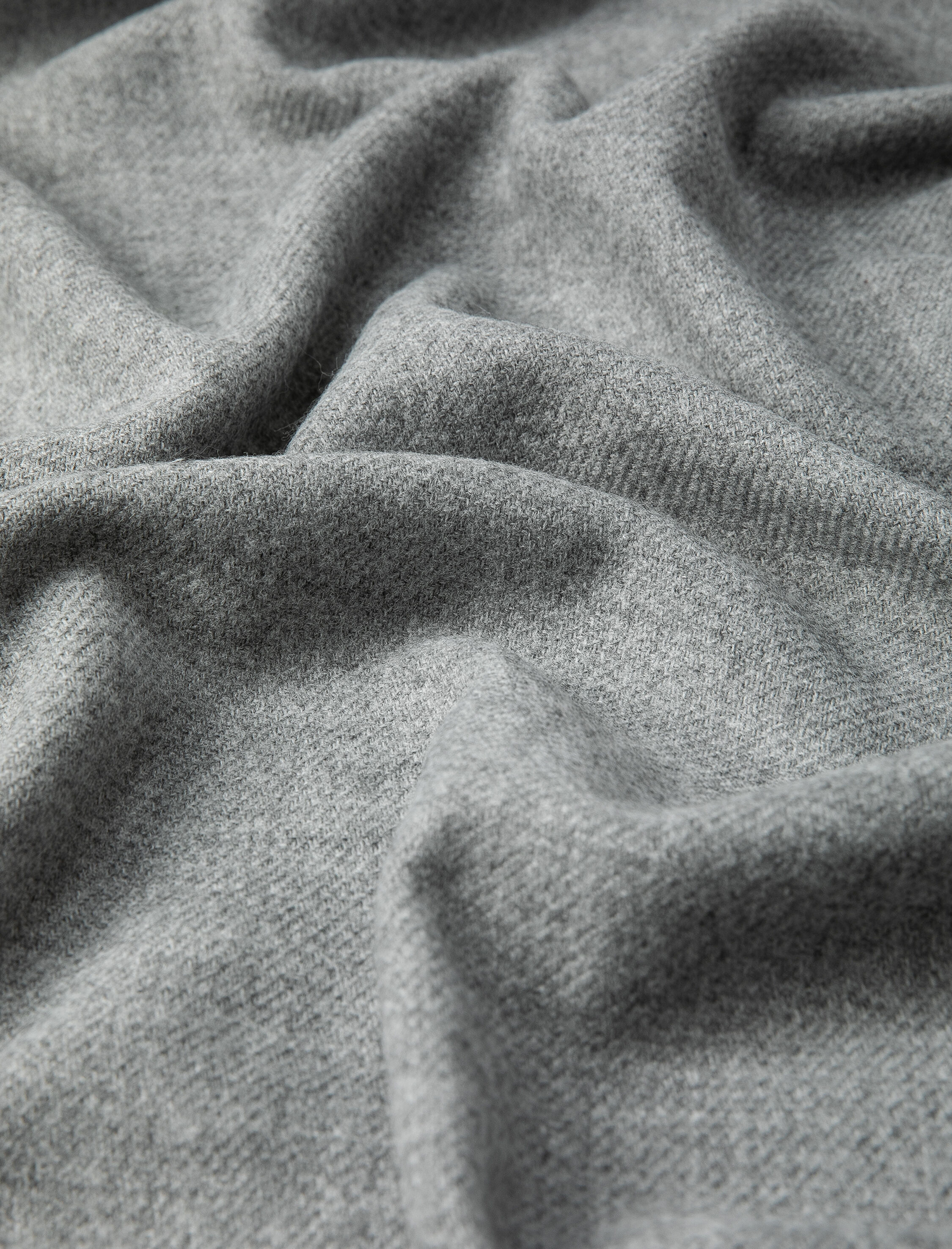  Kadın Basic Şal Püskül Detaylı