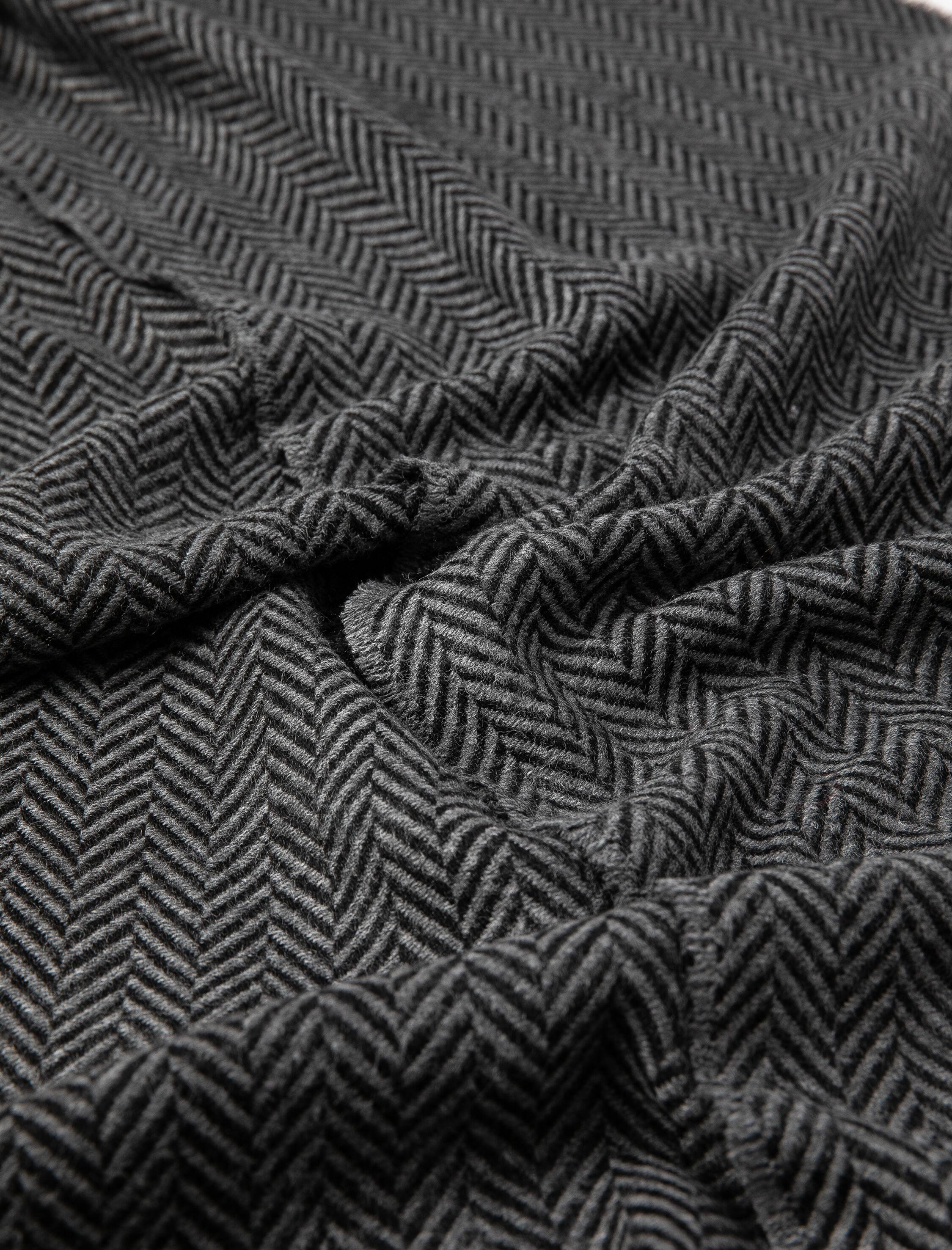  Erkek Atkı Balıksırtı Desenli Püskül Detaylı