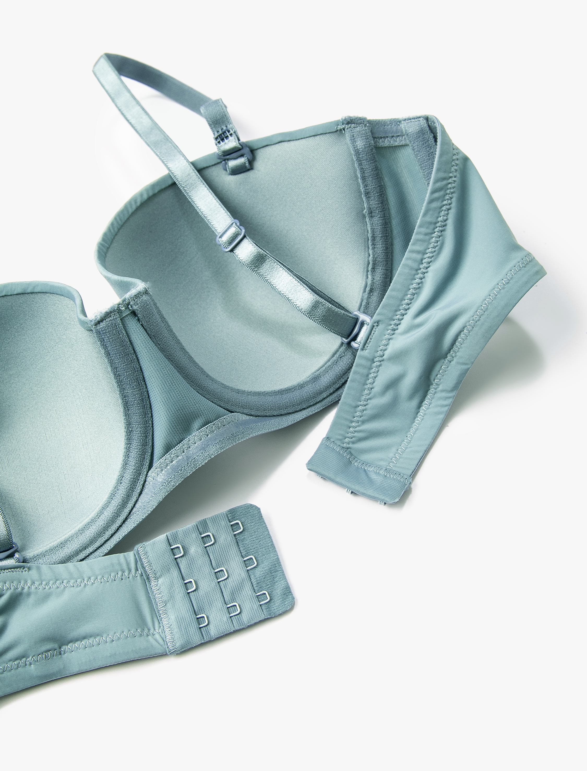   Balenli Askısız Sütyen Dolgusuz Kaplı Basic