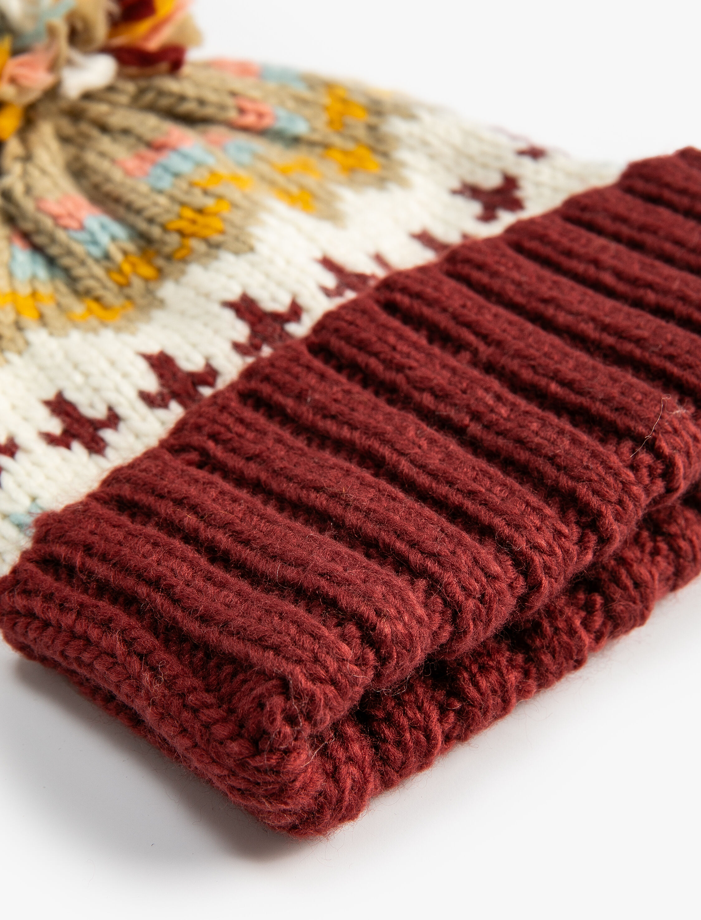  Kadın Örgü Bere Peluş Ponponlu