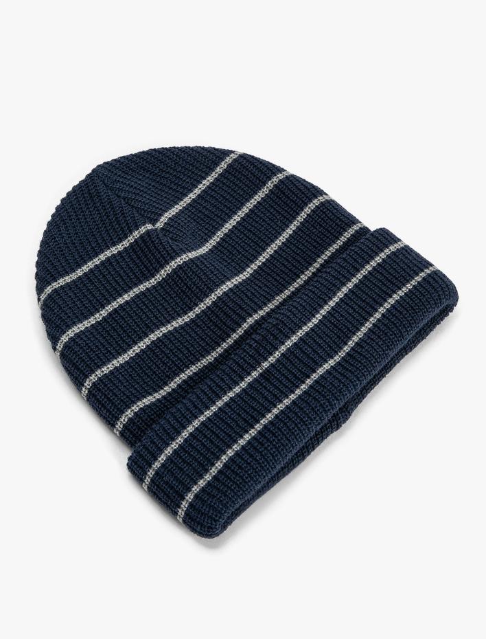 Erkek Örgü Bere Katlamalı Çizgi Desenli