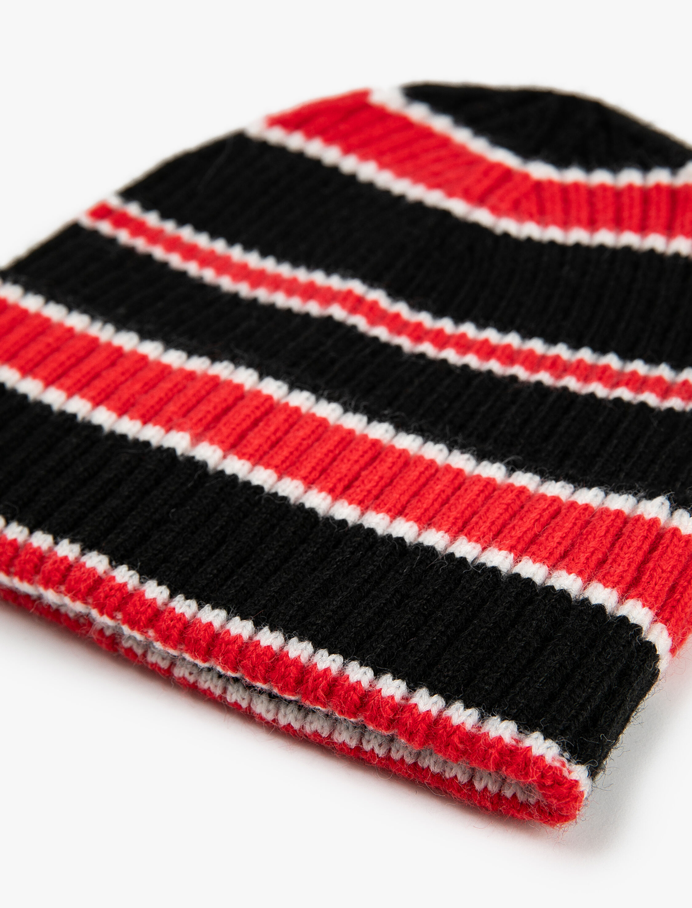  Erkek Örgü Bere Çok Renkli Şerit Desenli