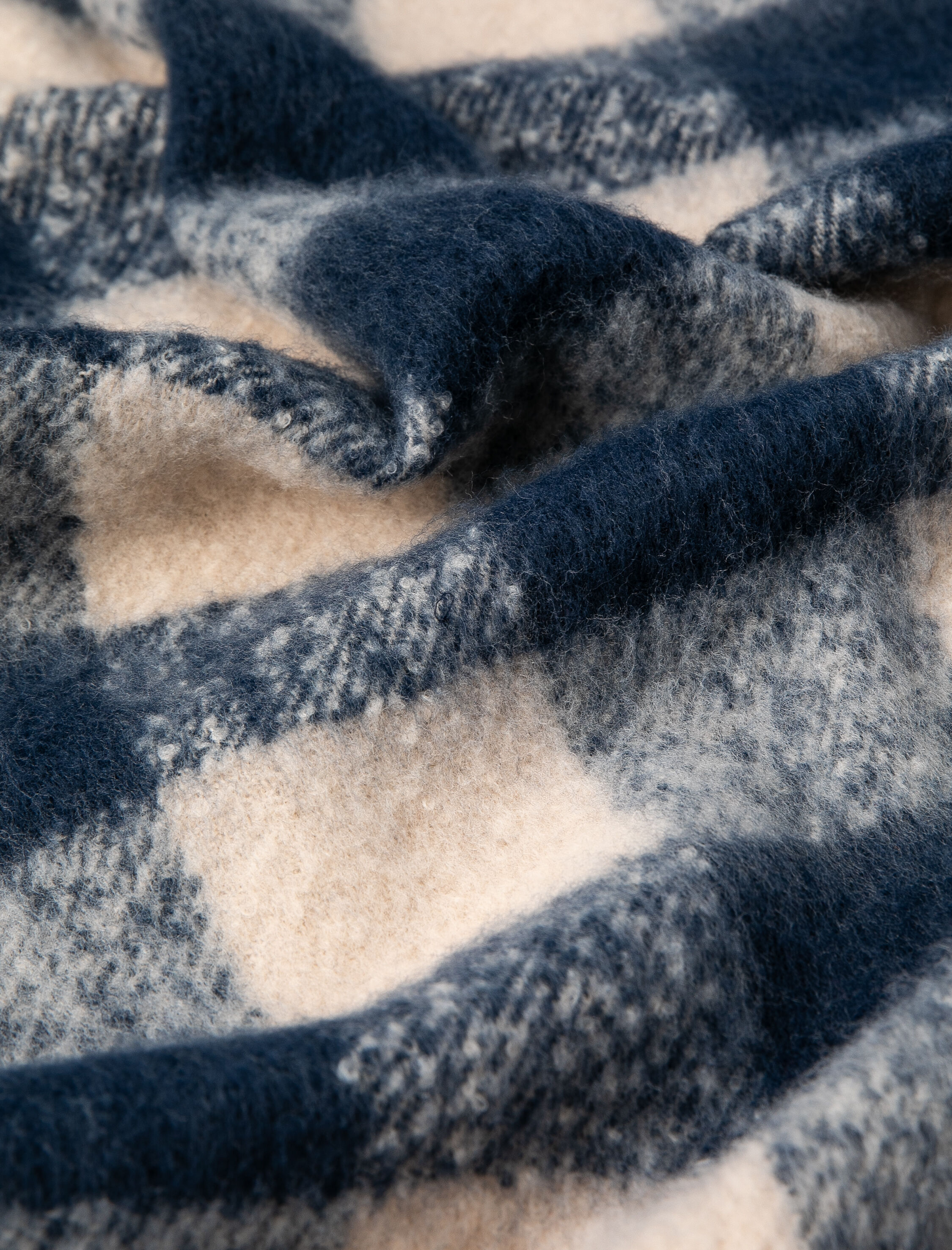  Kadın Atkı Kareli Yumuşak Dokulu Püsküllü