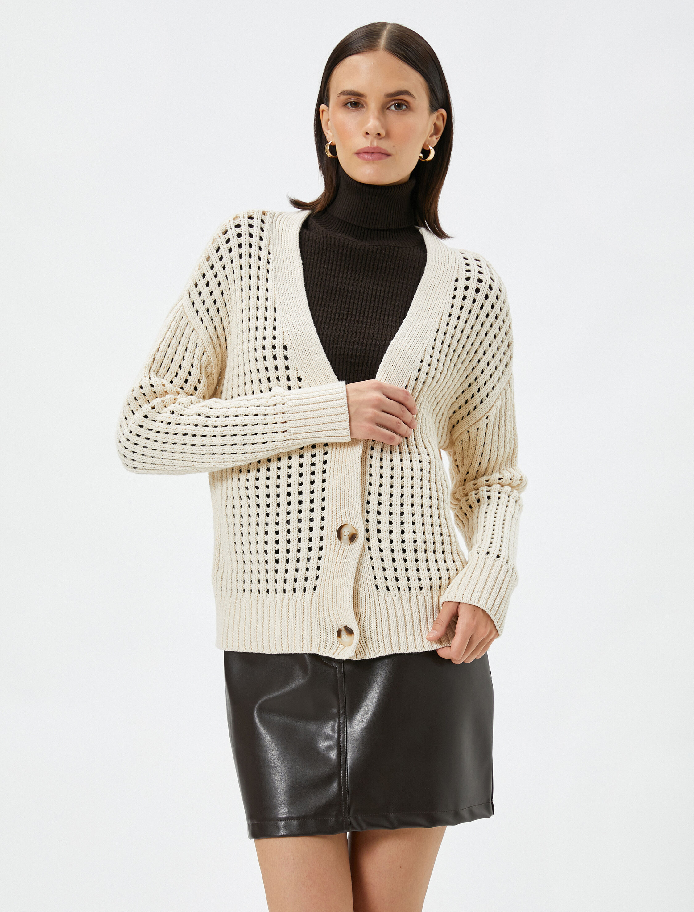   Örgü Hırka Ajurlu Düğme Detaylı Uzun Kollu Pamuklu