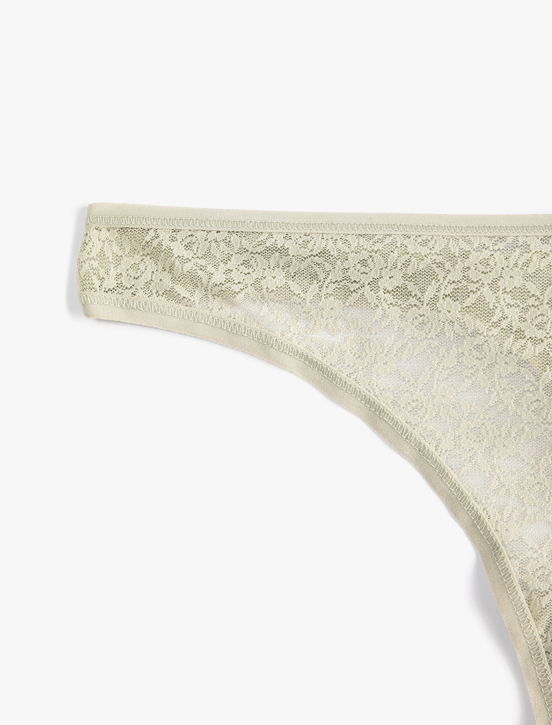   String Külot Dantelli Normal Bel