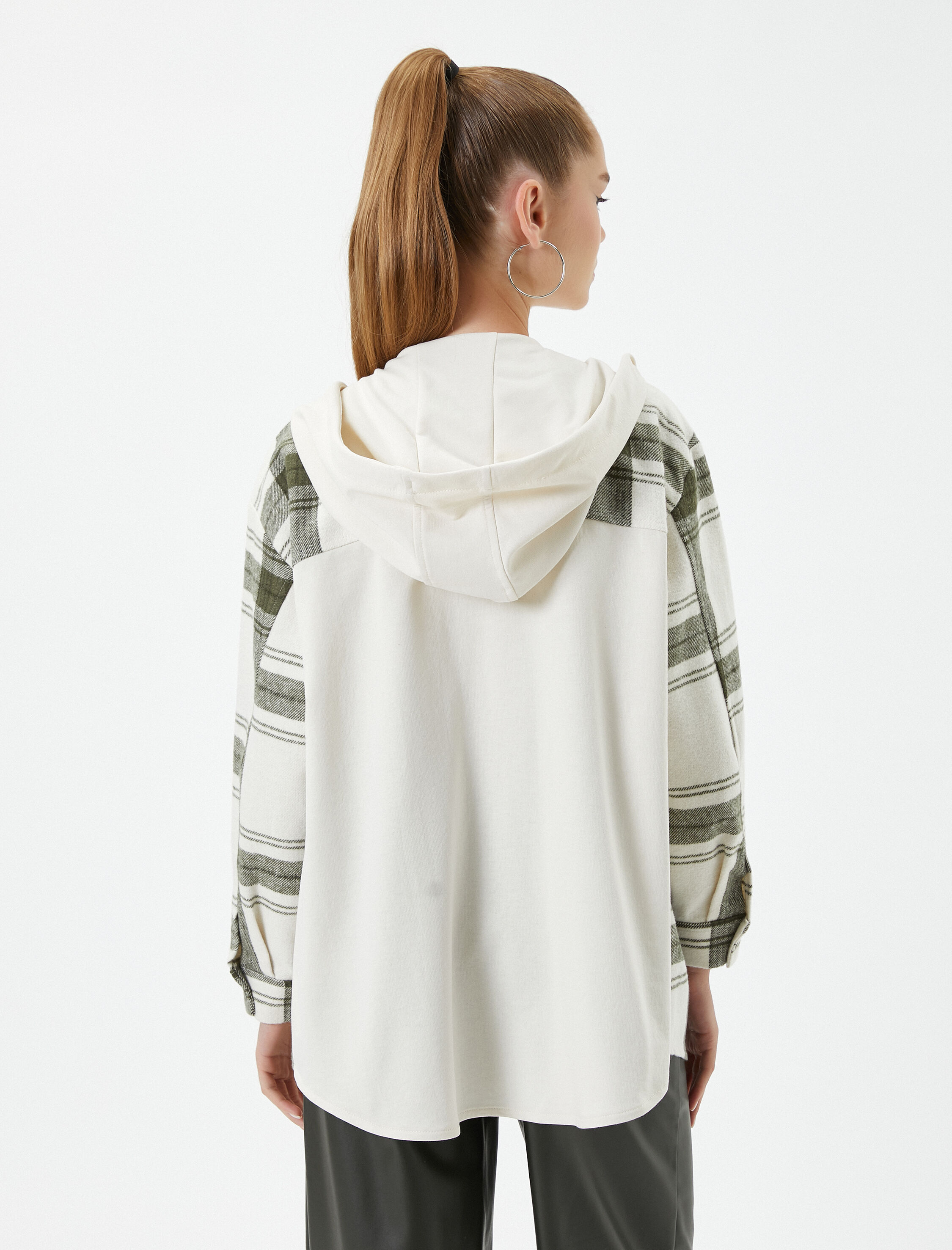   Kapşonlu Oversize Oduncu Gömlek İki Farklı Kumaş Kullanımlı Cepli