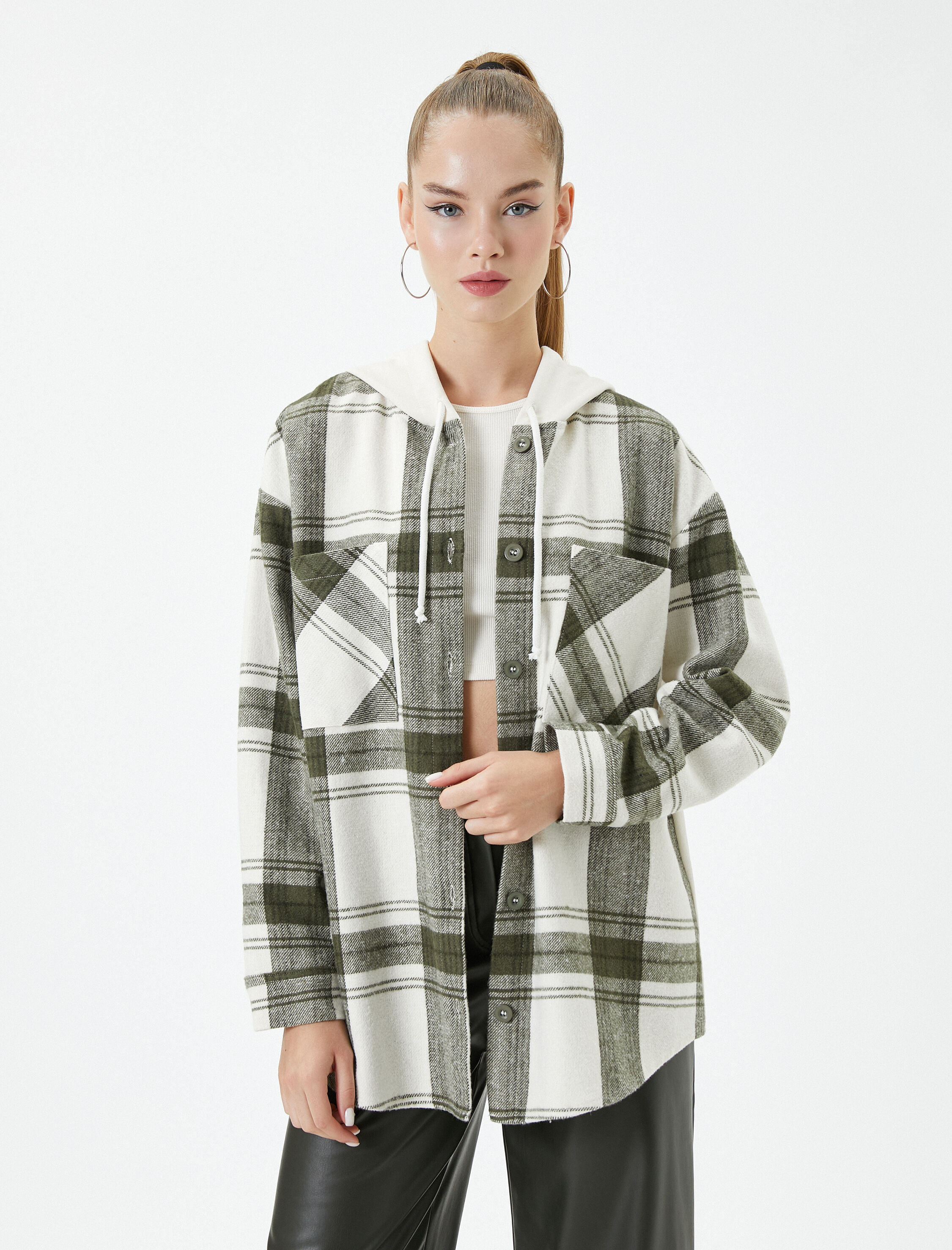   Kapşonlu Oversize Oduncu Gömlek İki Farklı Kumaş Kullanımlı Cepli