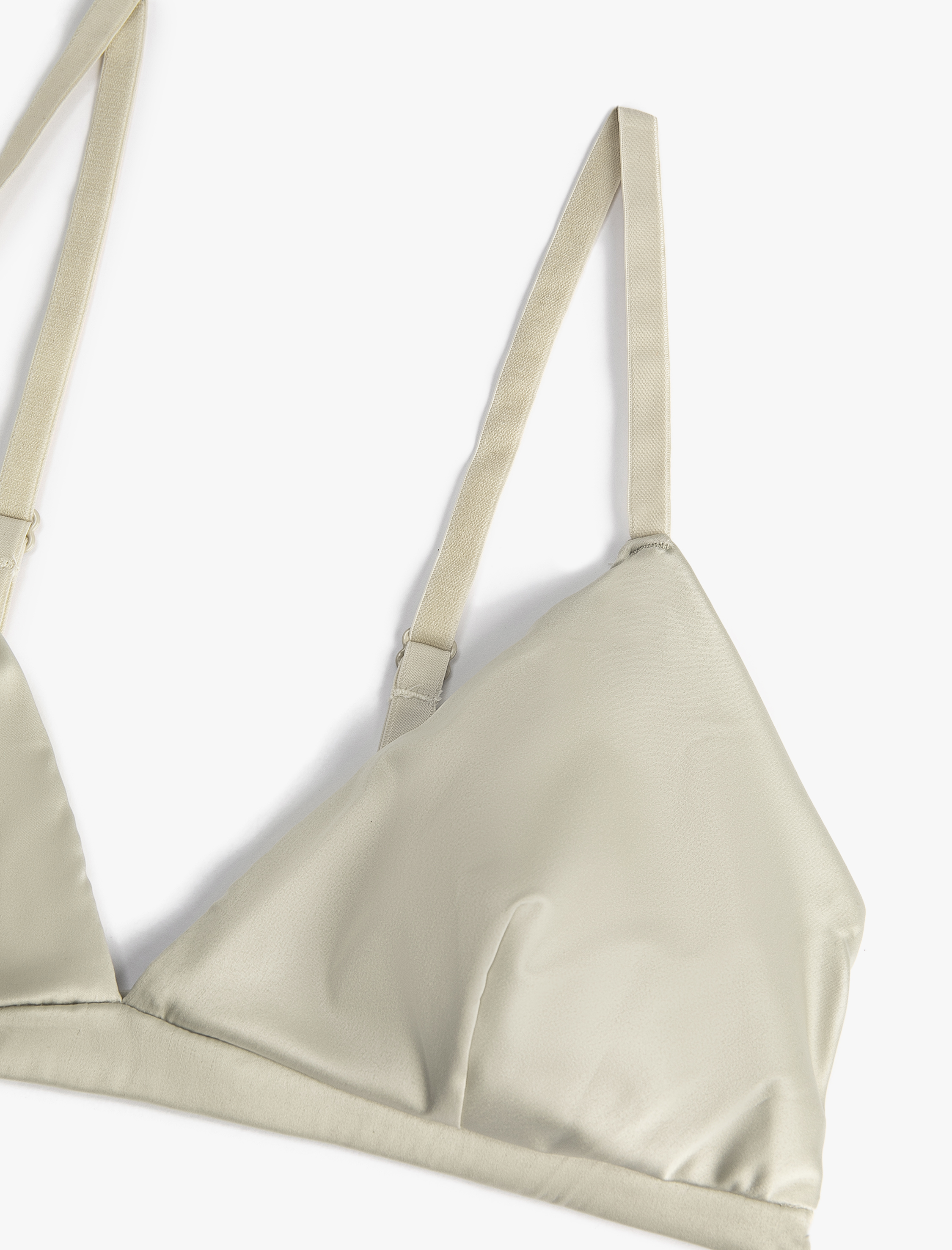   Dolgusuz Balensiz Sütyen Saten Desteksiz Kapsız