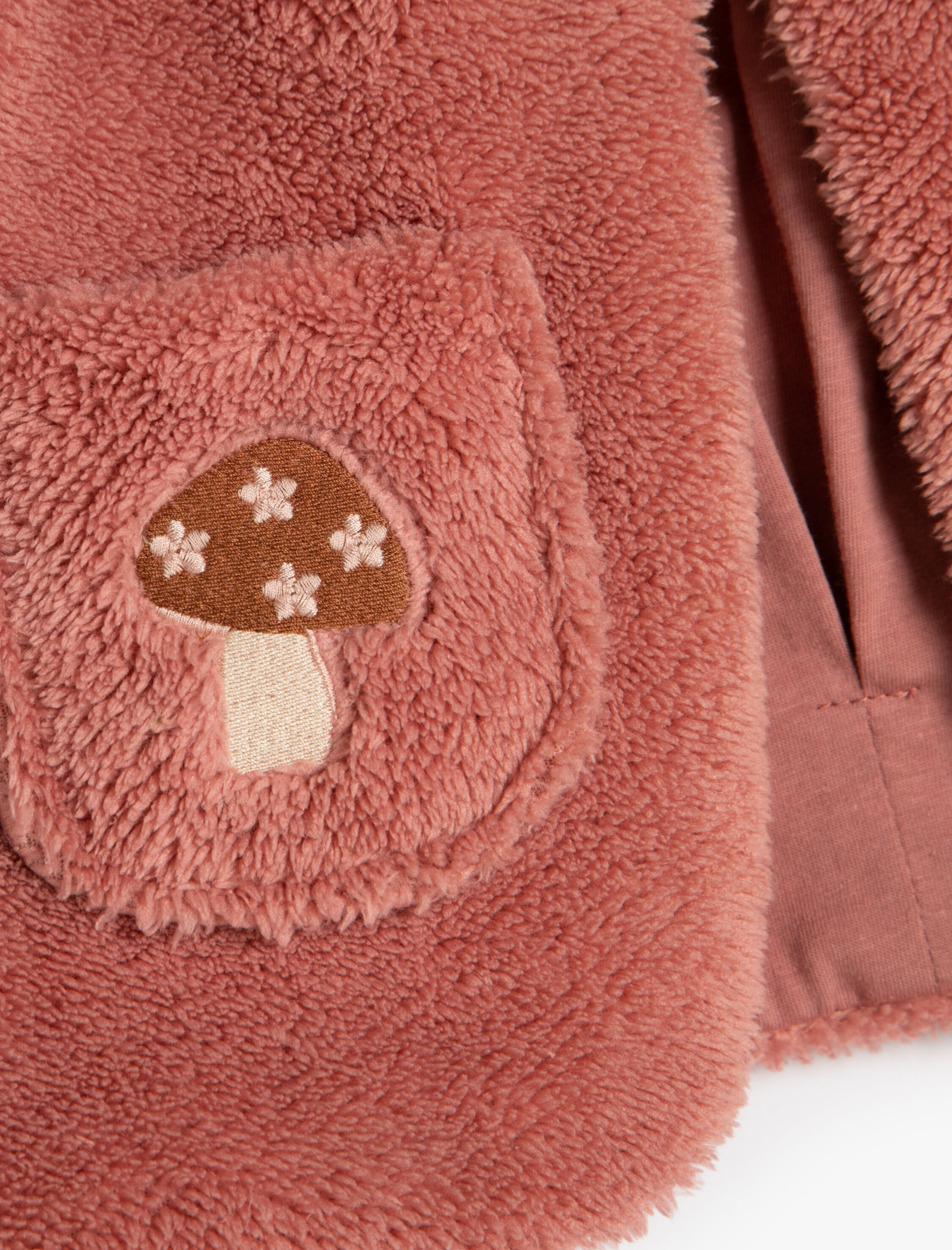  Kız Bebek Yelek Peluş V Yaka Cepli Düğme Kapamalı Aplike Detaylı