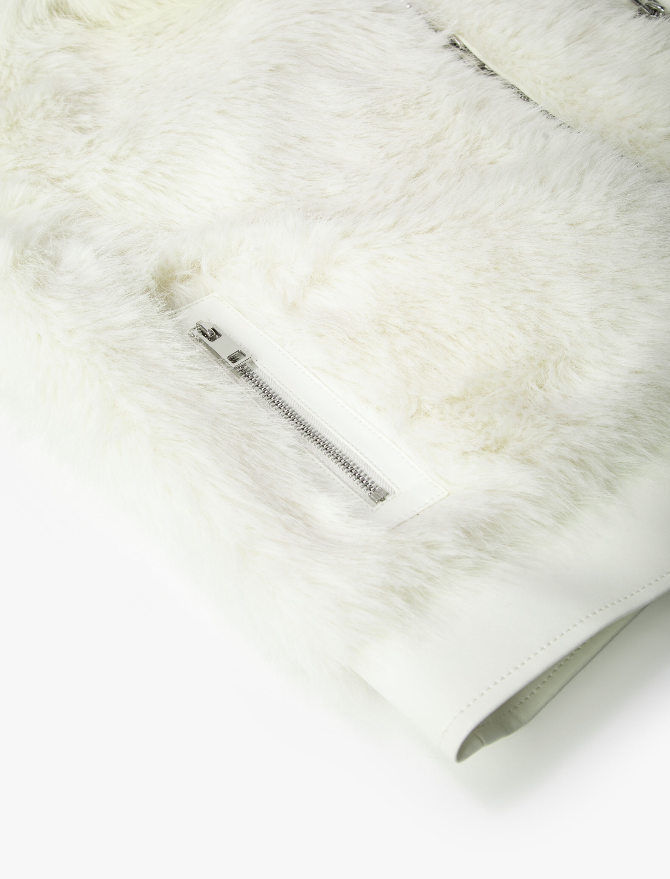 Peluş Yelek Kruvaze Kapama Fermuarlı Cep Detaylı