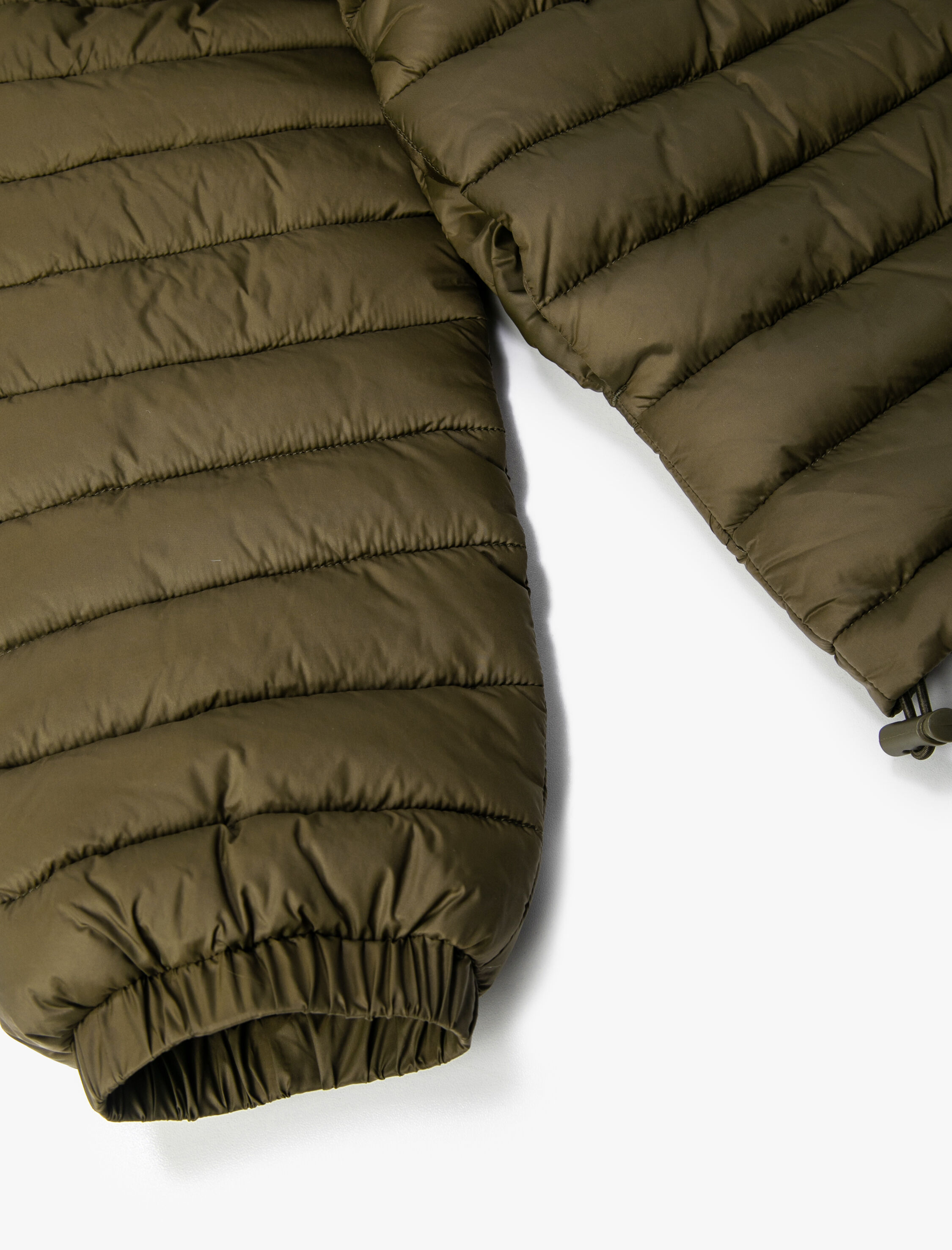   Kısa Şişme Mont Kapüşonlu Fermuarlı Kolları Lastikli