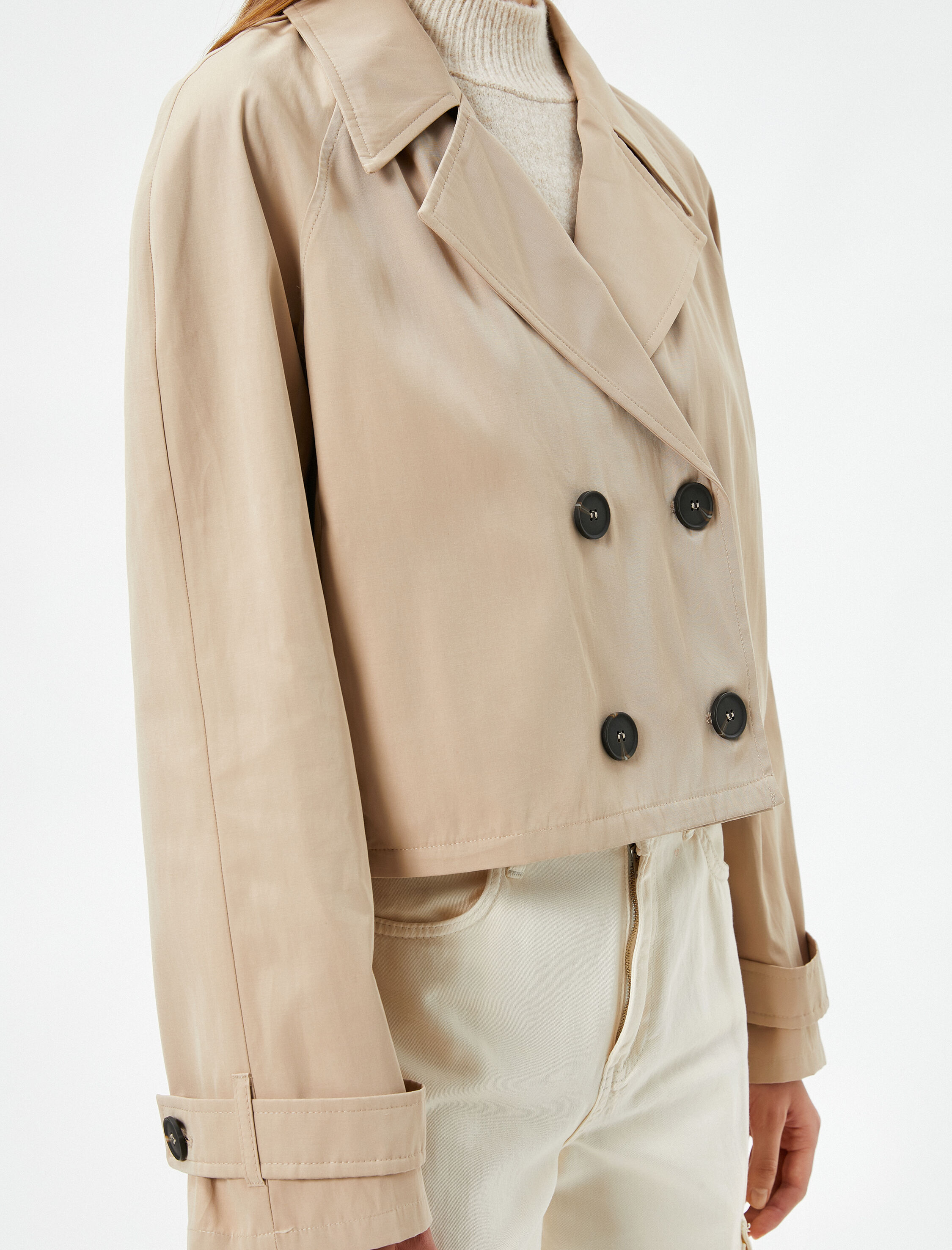   Kısa Trençkot Kruvaze Kapama Düğmeli Astarlı