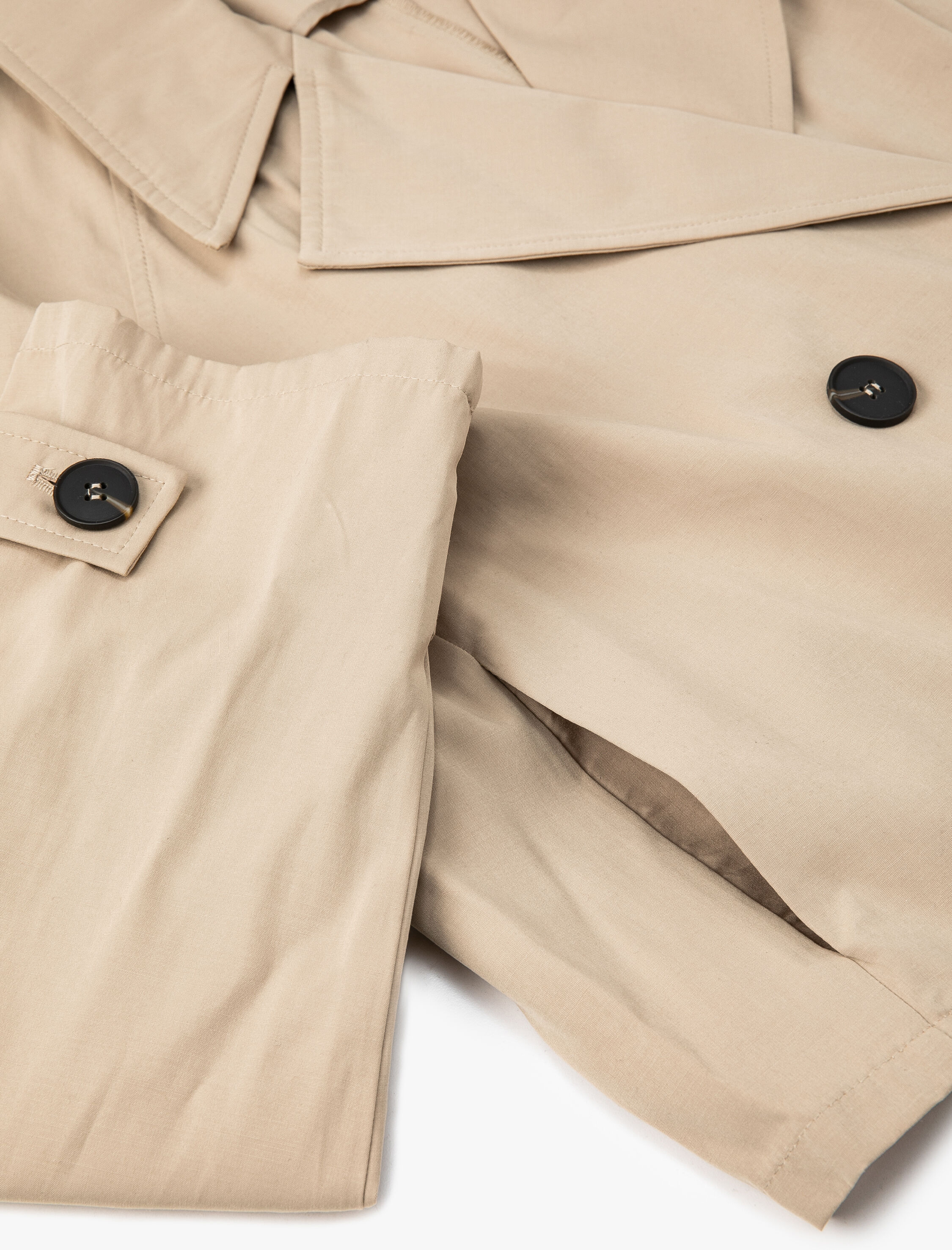   Kısa Trençkot Kruvaze Kapama Düğmeli Astarlı