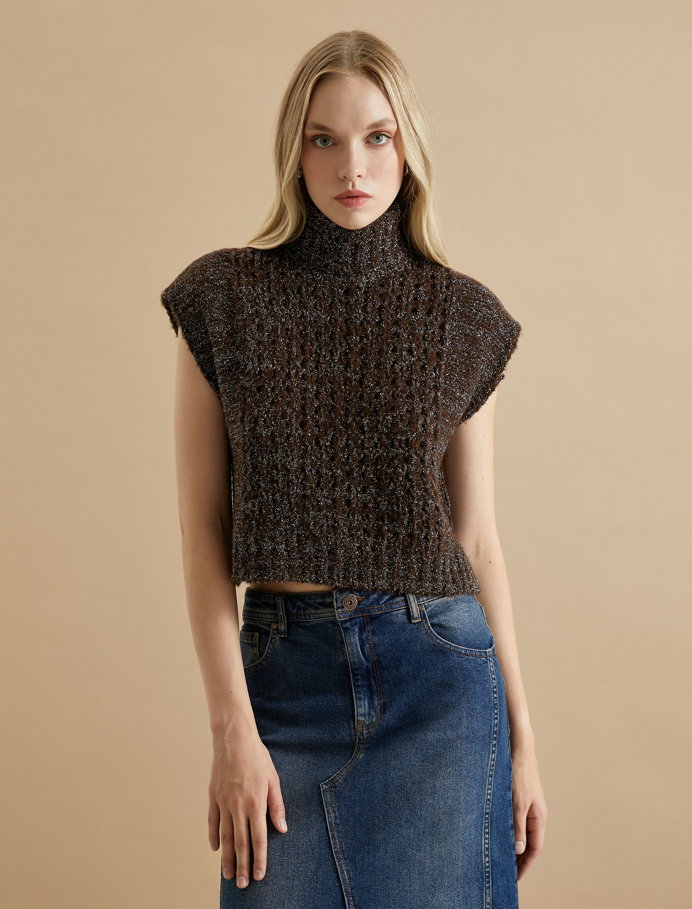   Koton X Şahika Ercümen - Simli Balıkçı Yaka Örgü Süveter