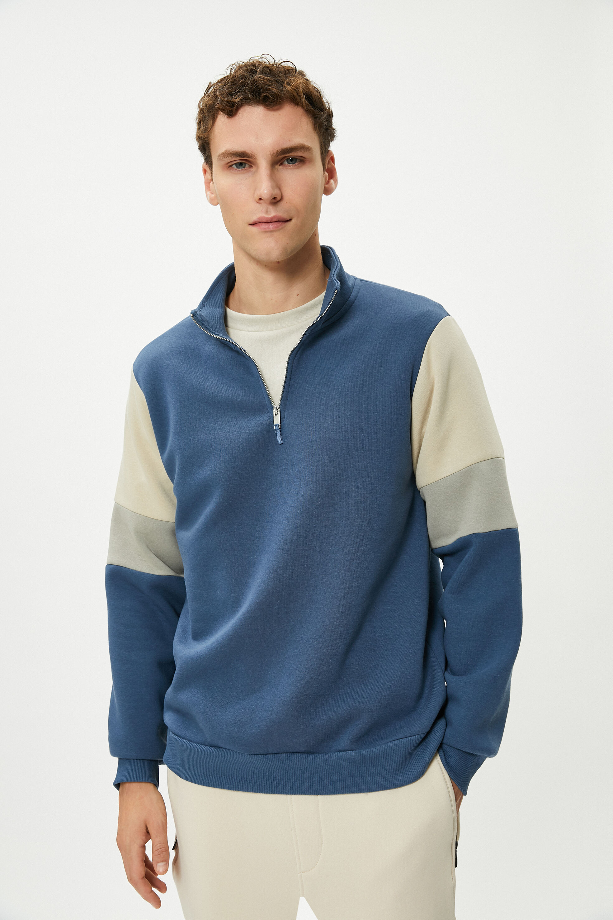   Yarım Fermuarlı Sweatshirt Dik Yaka Renk Bloklu Ribanalı Şardonlu