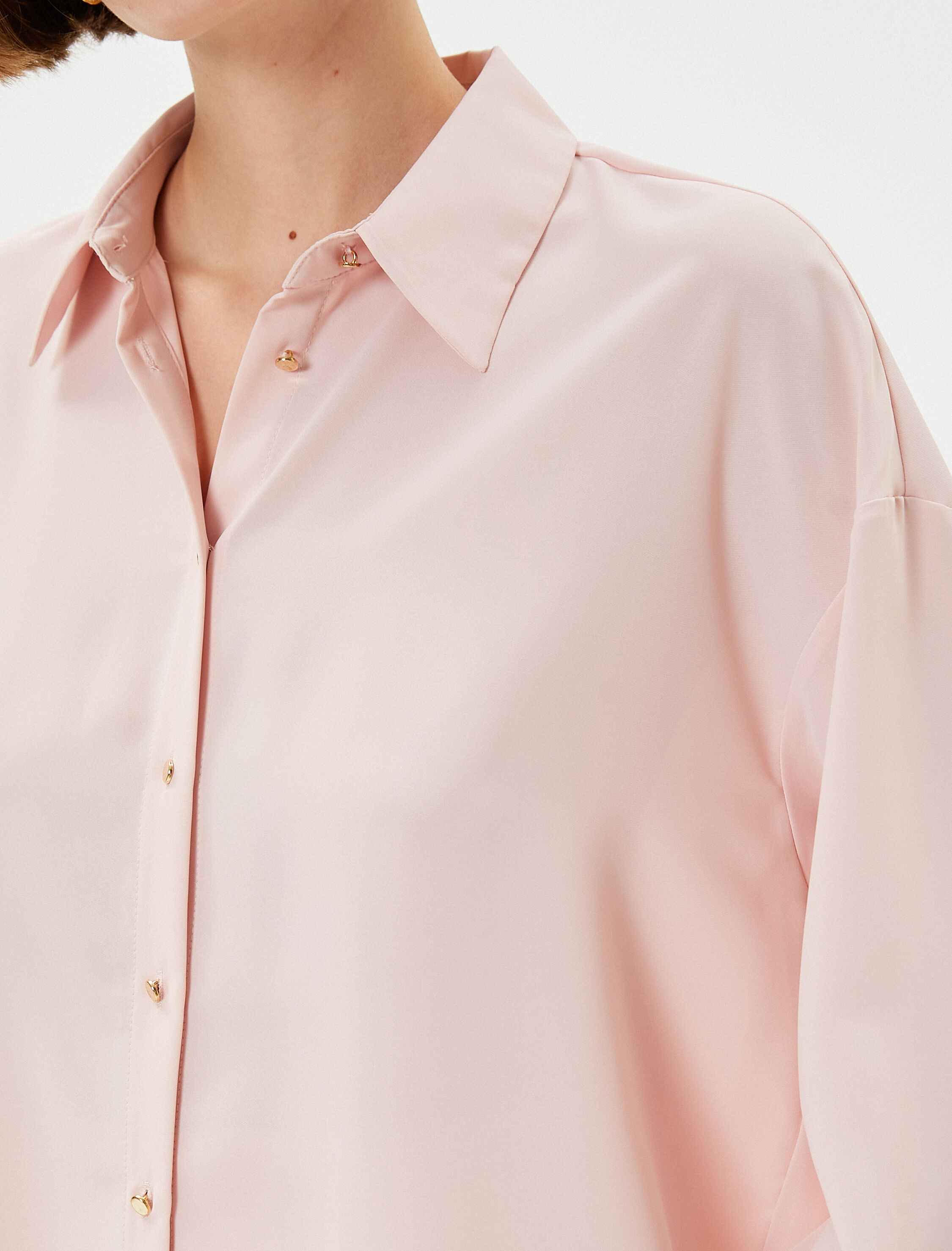   Uzun Kollu Gömlek Düğmeli Klasik Yaka