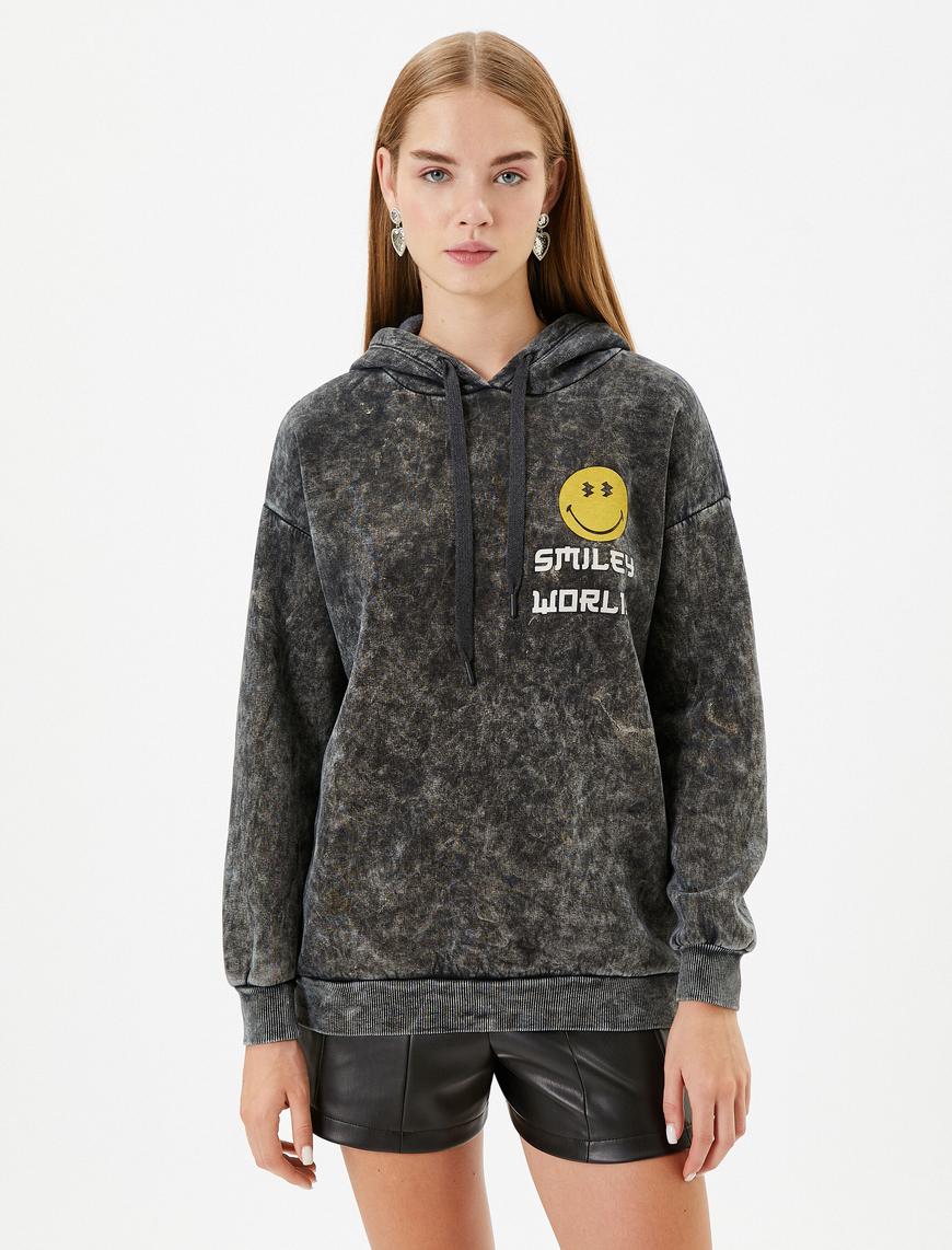   SmileyWorld® Kapşonlu Sweatshirt Lisanslı Rahat Kalıp Soluk Efektli Şardonlu Arkası Baskılı Pamuklu