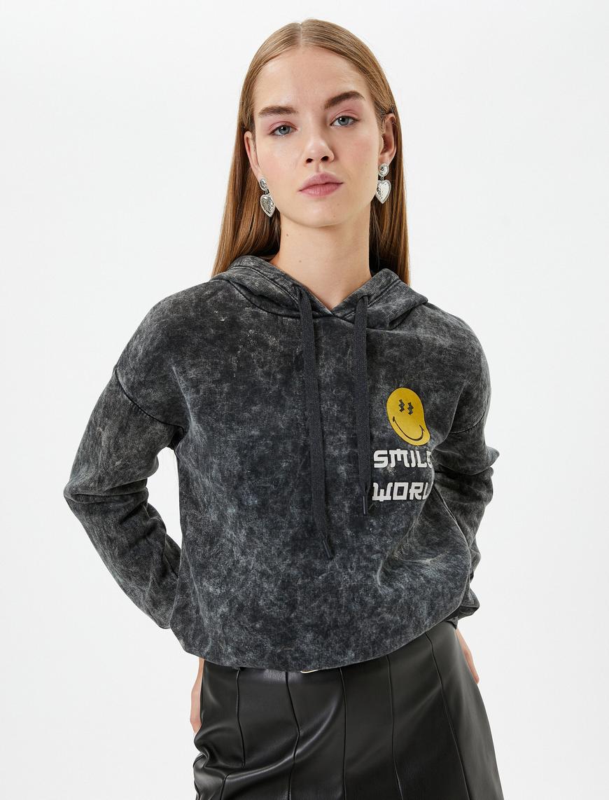   SmileyWorld® Kapşonlu Sweatshirt Lisanslı Rahat Kalıp Soluk Efektli Şardonlu Arkası Baskılı Pamuklu