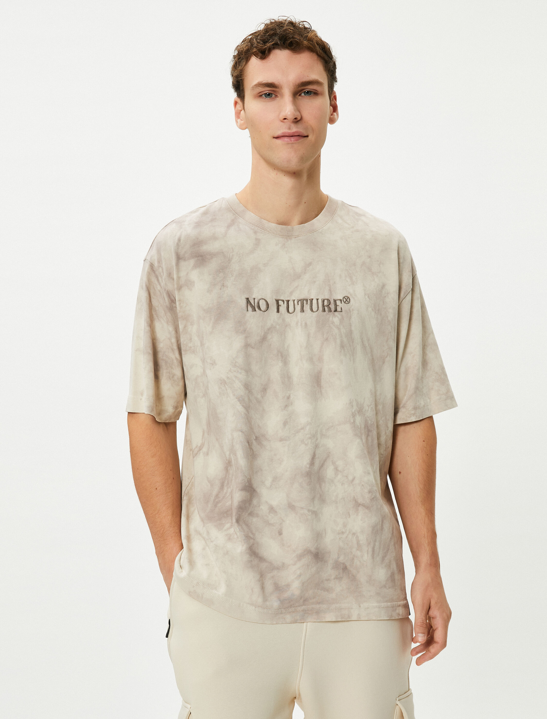   Oversize Tişört Batik Görünümlü Slogan İşlemeli Bisiklet Yaka