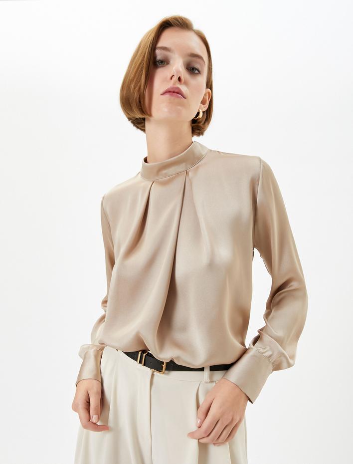  Saten Bluz Uzun Kollu Dik Yaka Drapeli