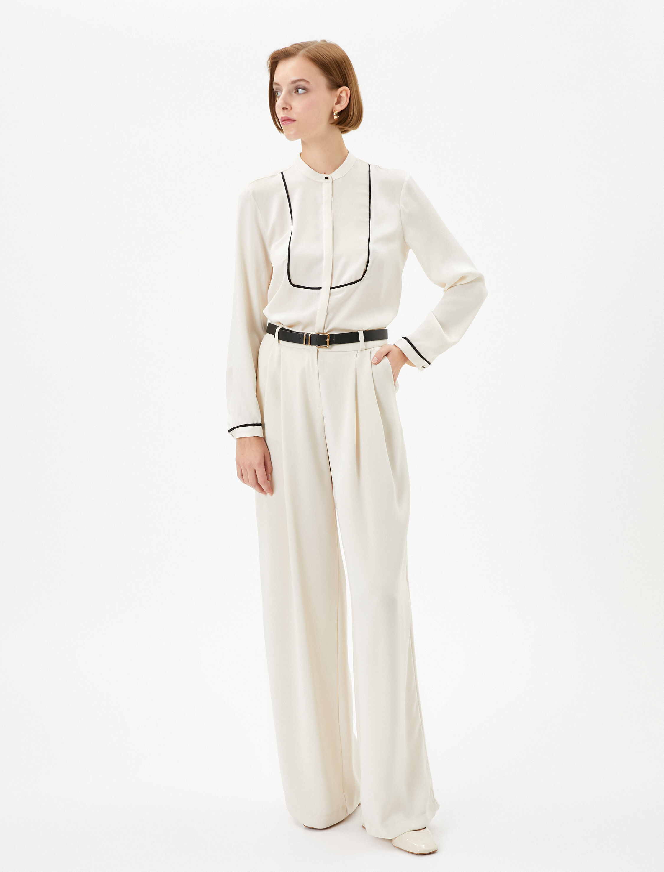   Hakim Yaka Gömlek Uzun Kollu Düğmeli Roba Detaylı