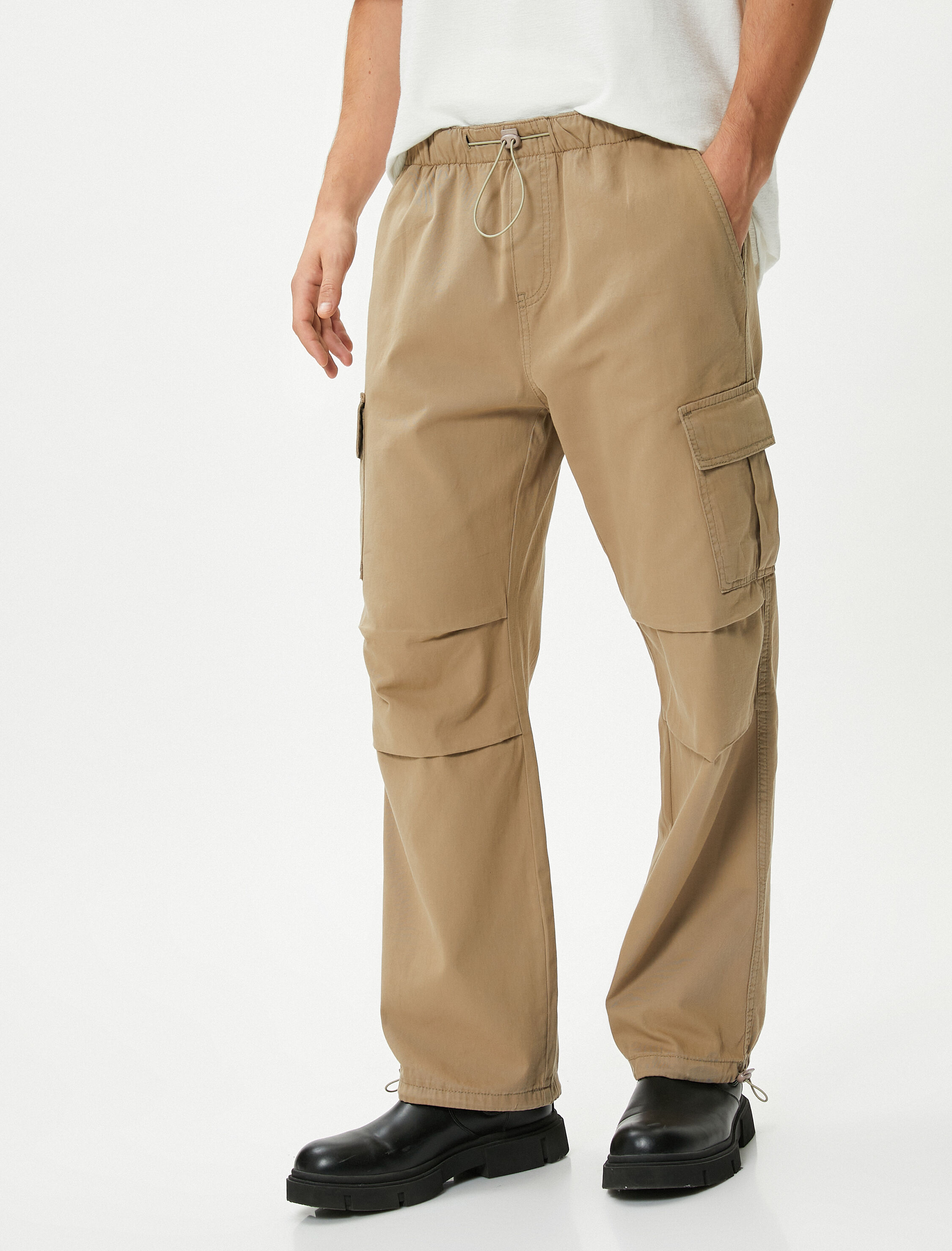   Paraşüt Pantolon Bol Kesim Stoperli Kargo Cep Detaylı