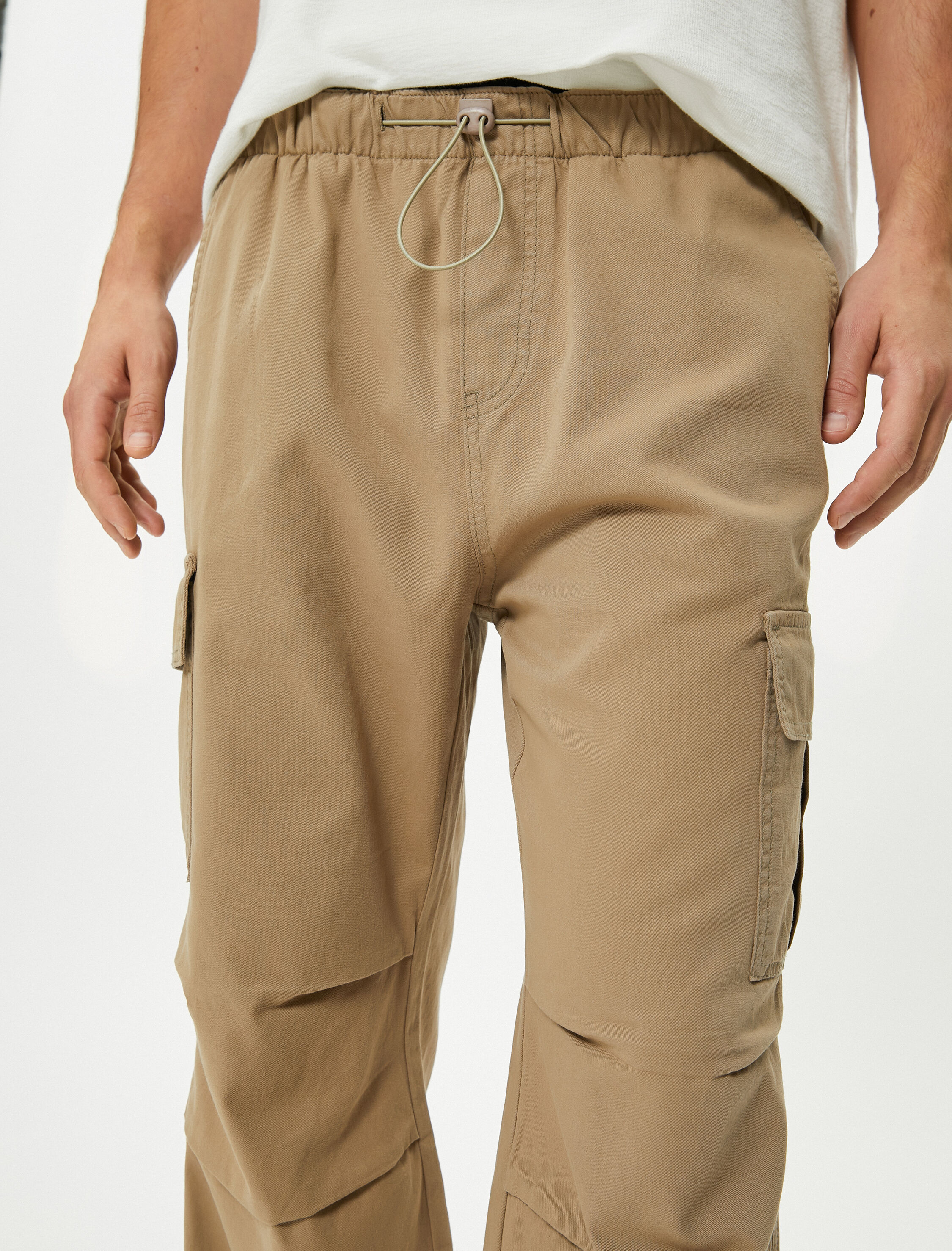   Paraşüt Pantolon Bol Kesim Stoperli Kargo Cep Detaylı