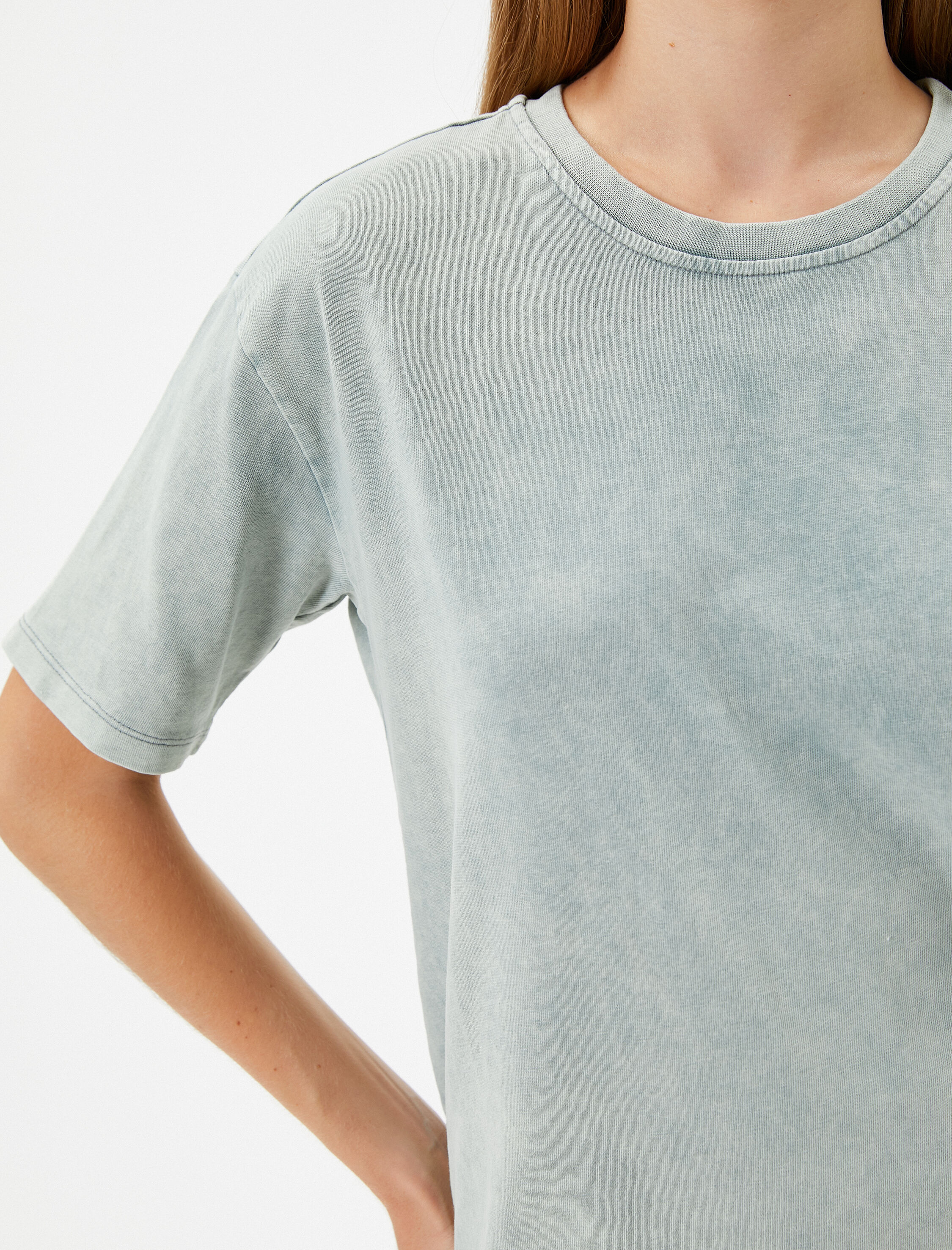   Oversize Tişört Soluk Efektli Kısa Kollu Bisiklet Yaka Pamuklu