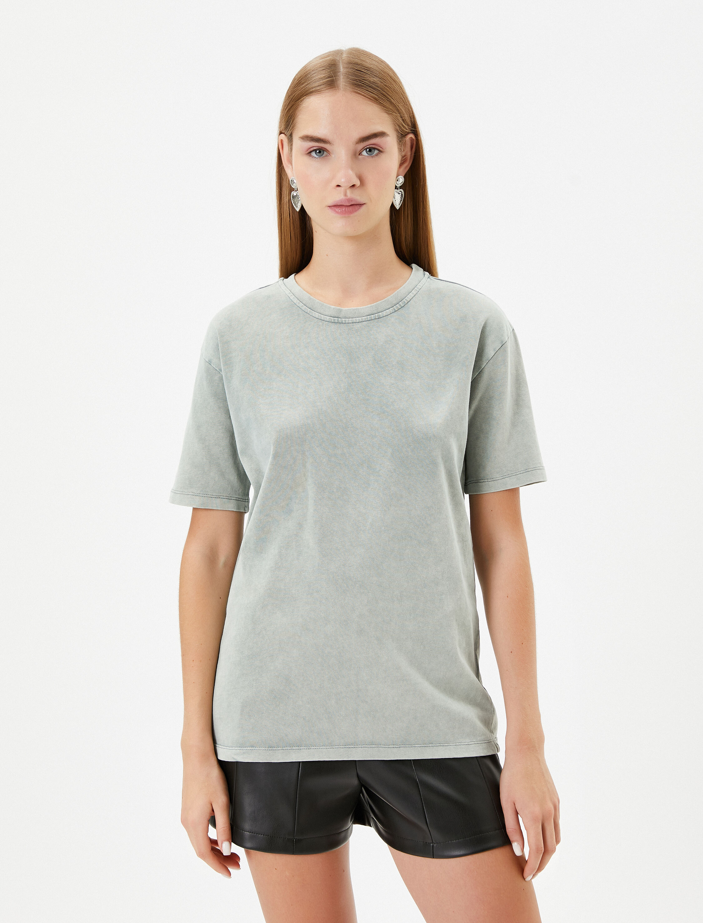   Oversize Tişört Soluk Efektli Kısa Kollu Bisiklet Yaka Pamuklu