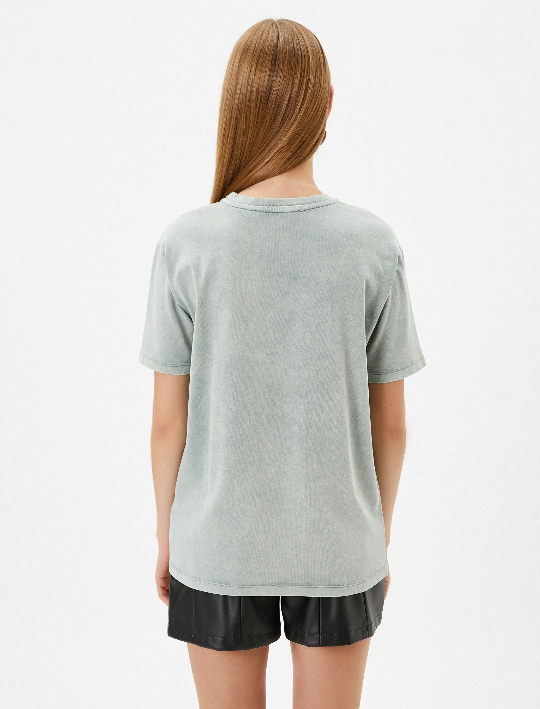   Oversize Tişört Soluk Efektli Kısa Kollu Bisiklet Yaka Pamuklu