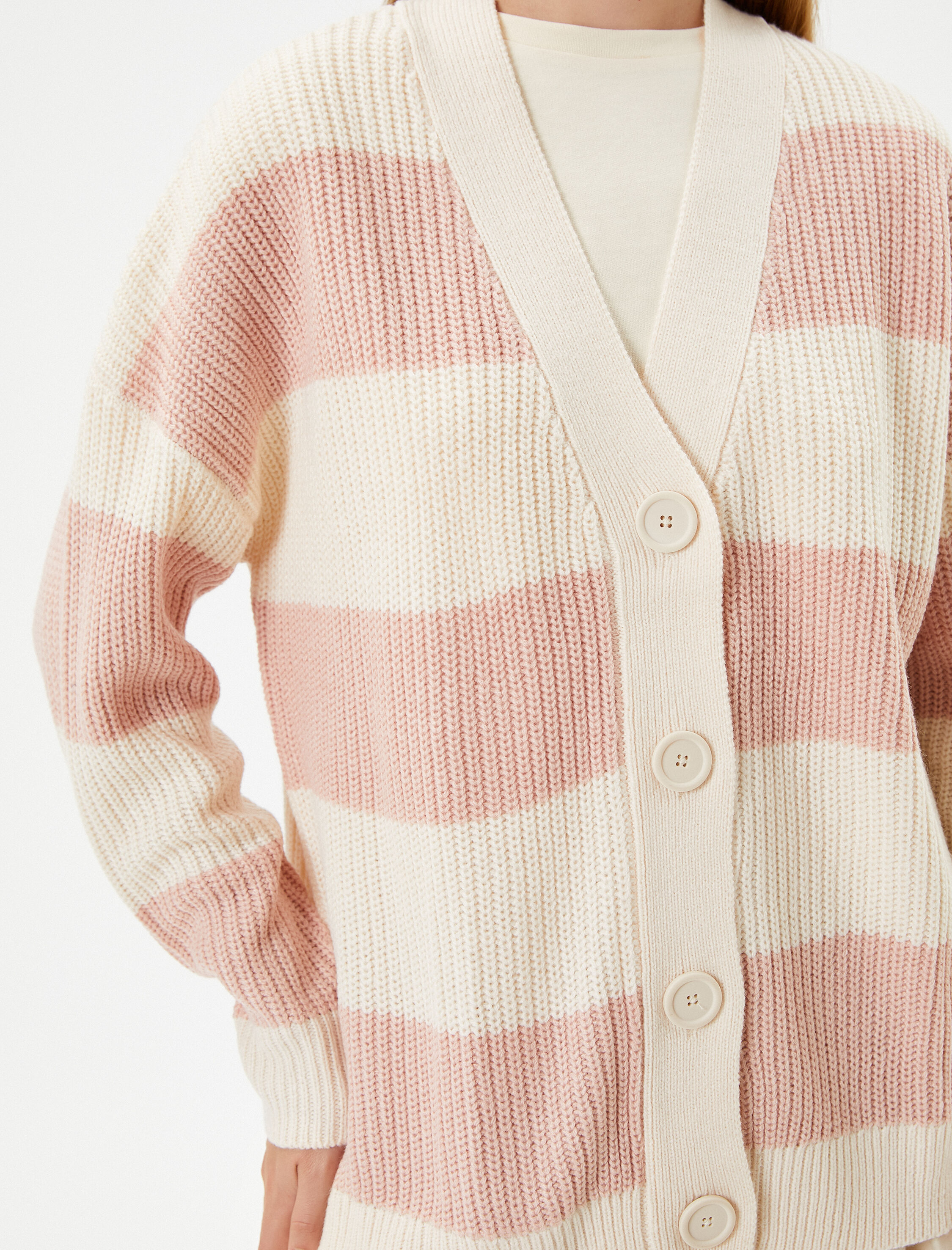   Uzun Hırka Rahat Kalıp V Yaka Düğmeli Uzun Kollu