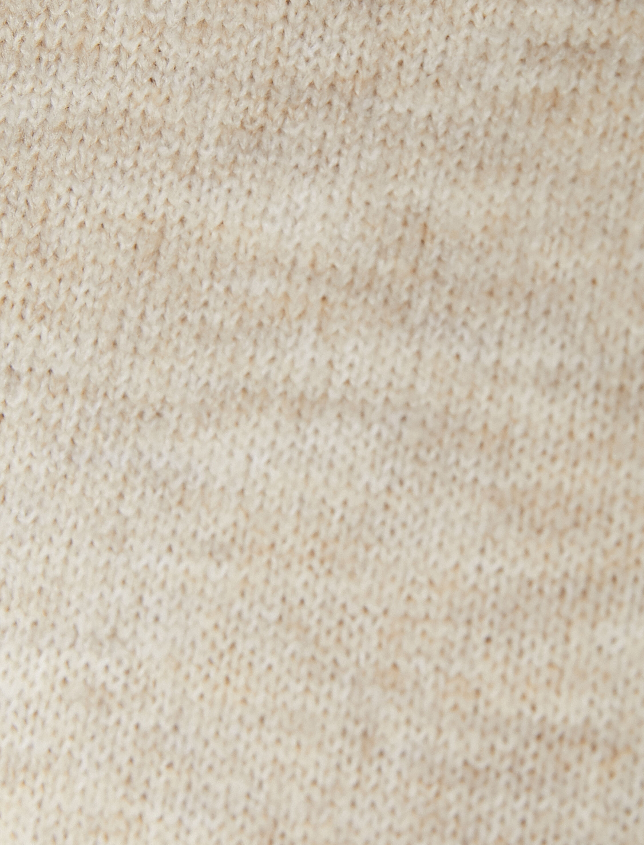   Triko Yelek Balıkçı Yaka Yanları Yırtmaç Detaylı