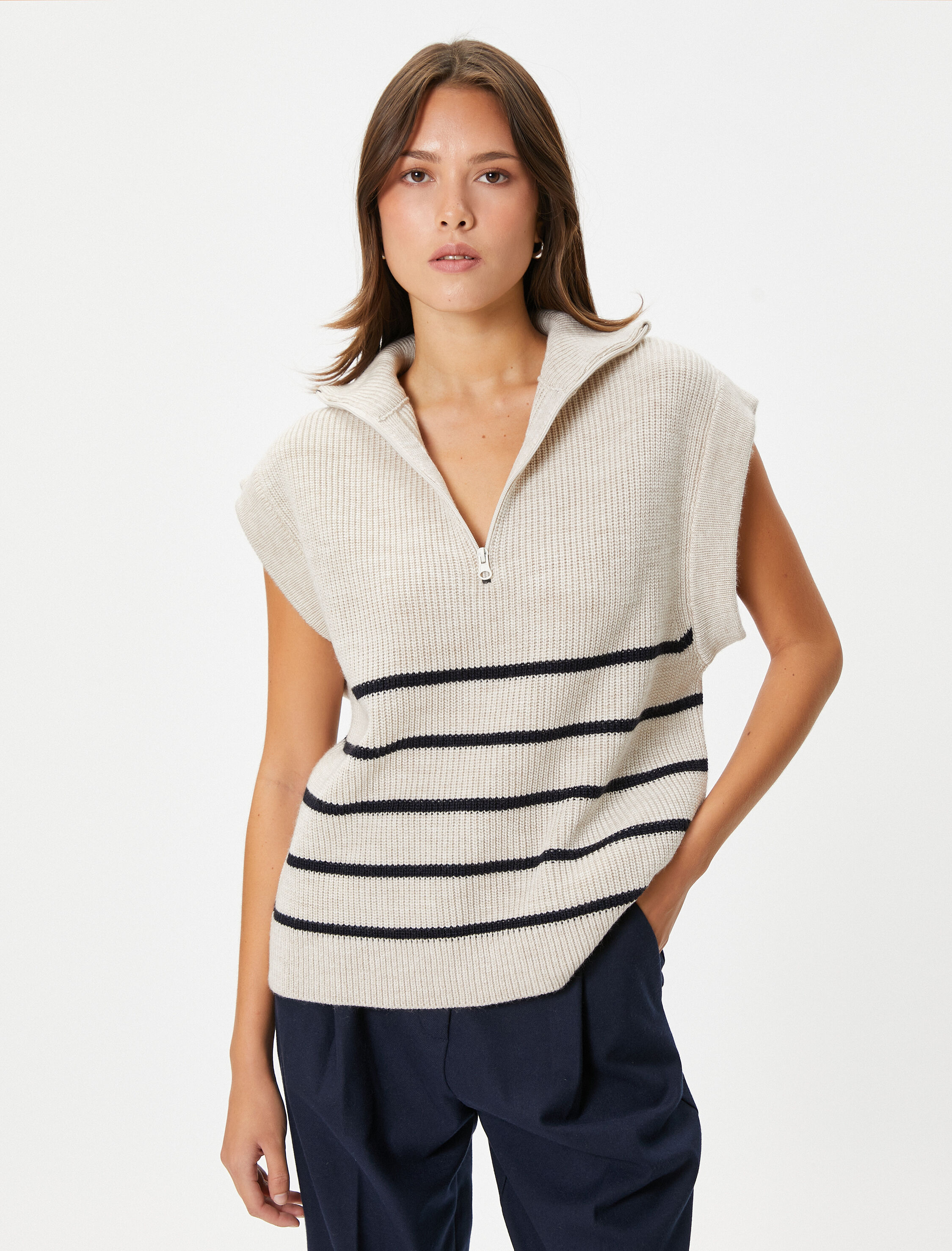   Oversize Süveter Yarım Fermuarlı Dik Yaka Örgü