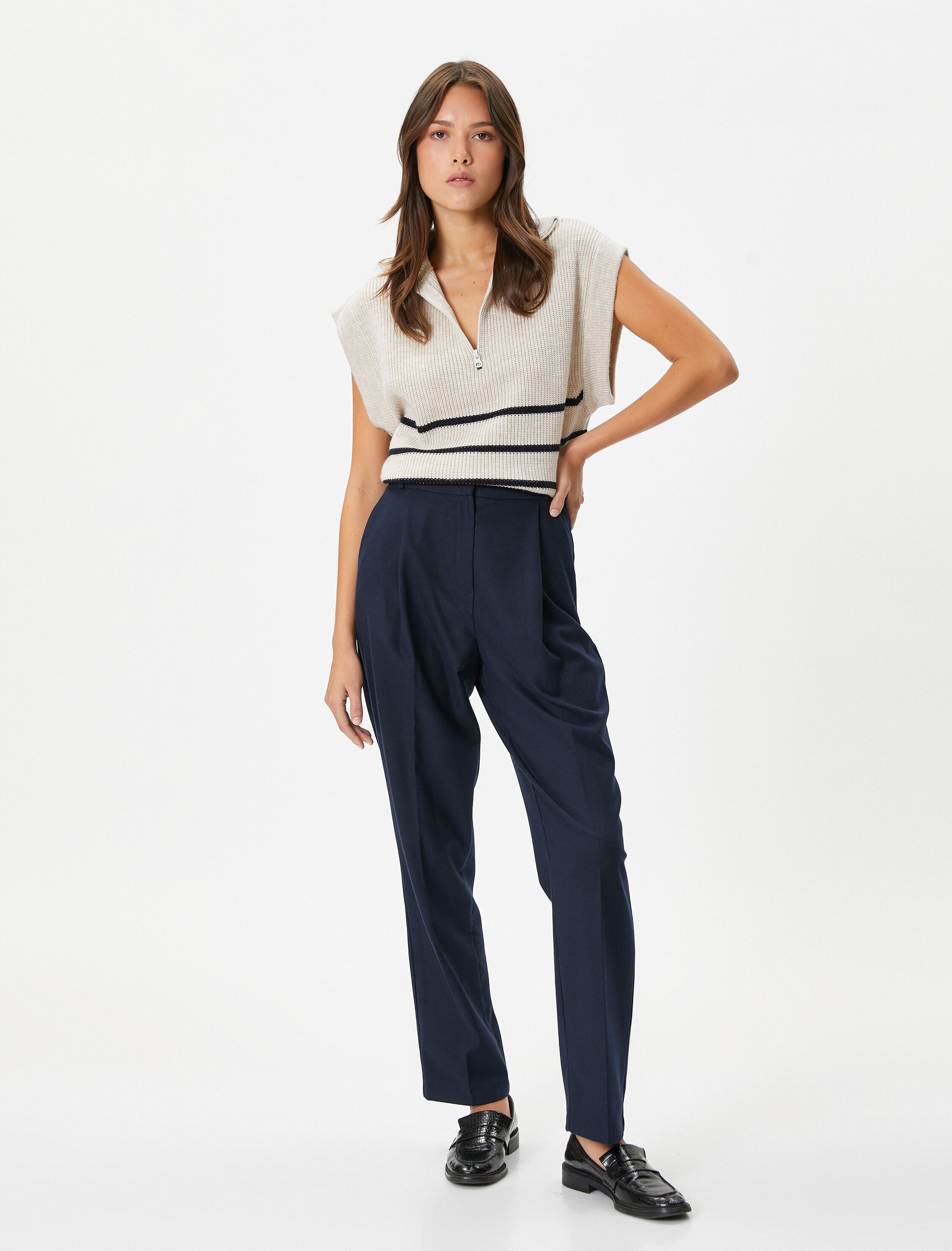   Oversize Süveter Yarım Fermuarlı Dik Yaka Örgü