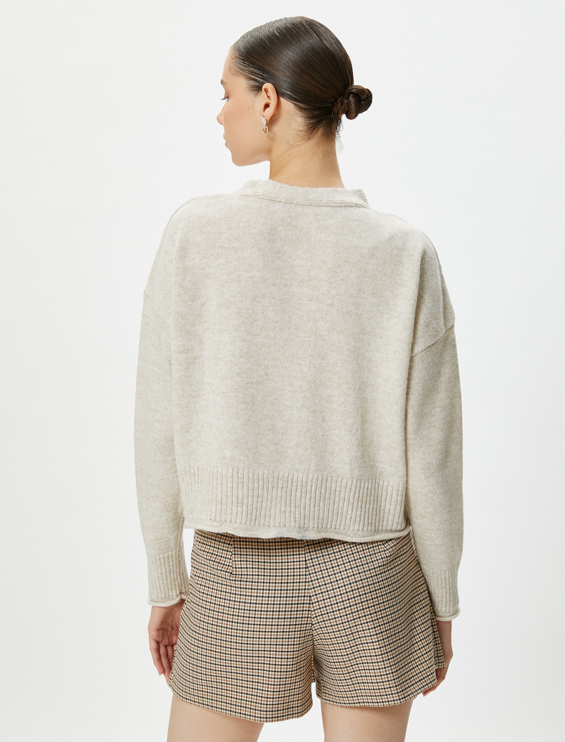   Düğmeli V Yaka Hırka Yumuşak Dokulu Uzun Kollu