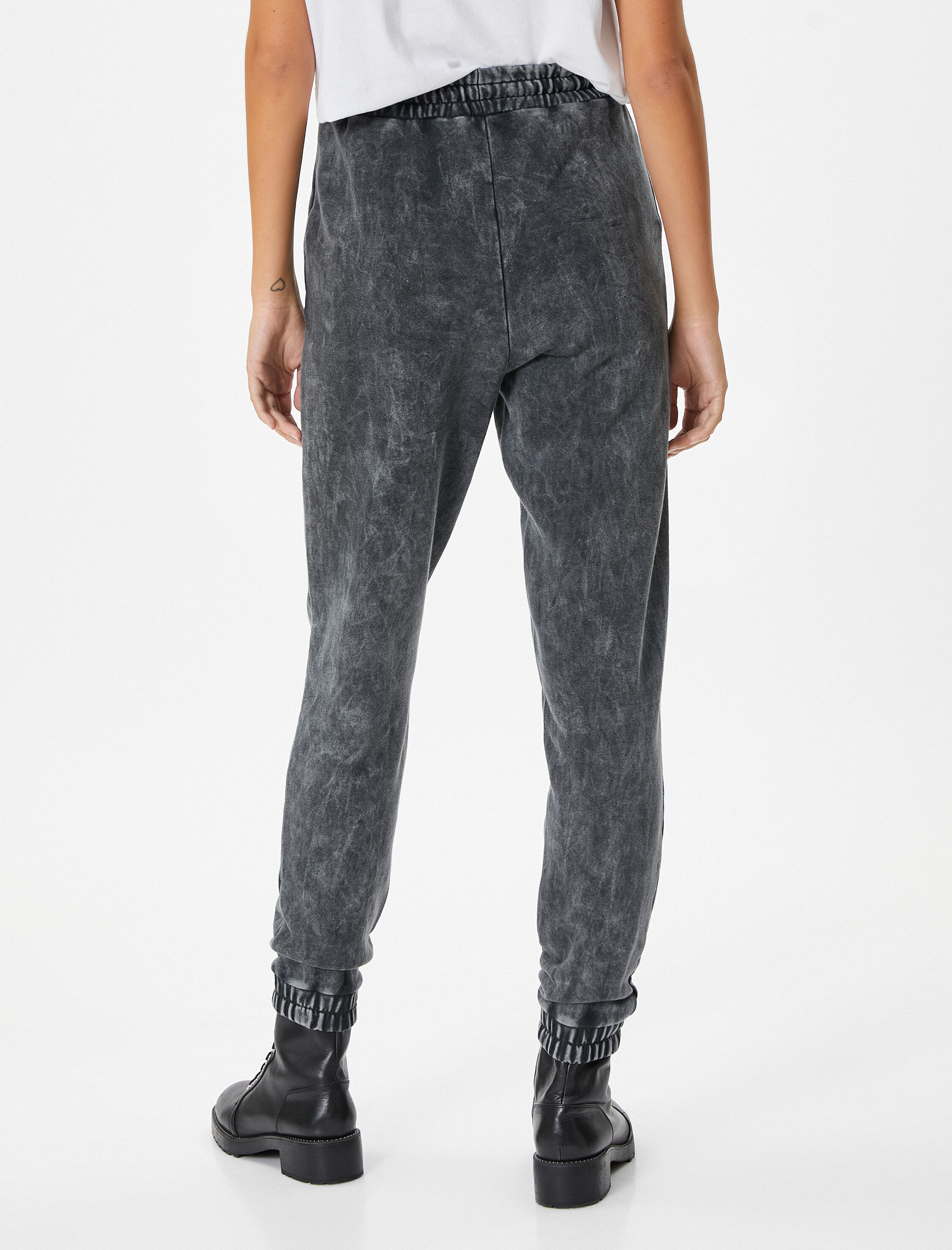   Jogger Eşofman Altı Eskitme Görünümlü Nervürlü Cepli