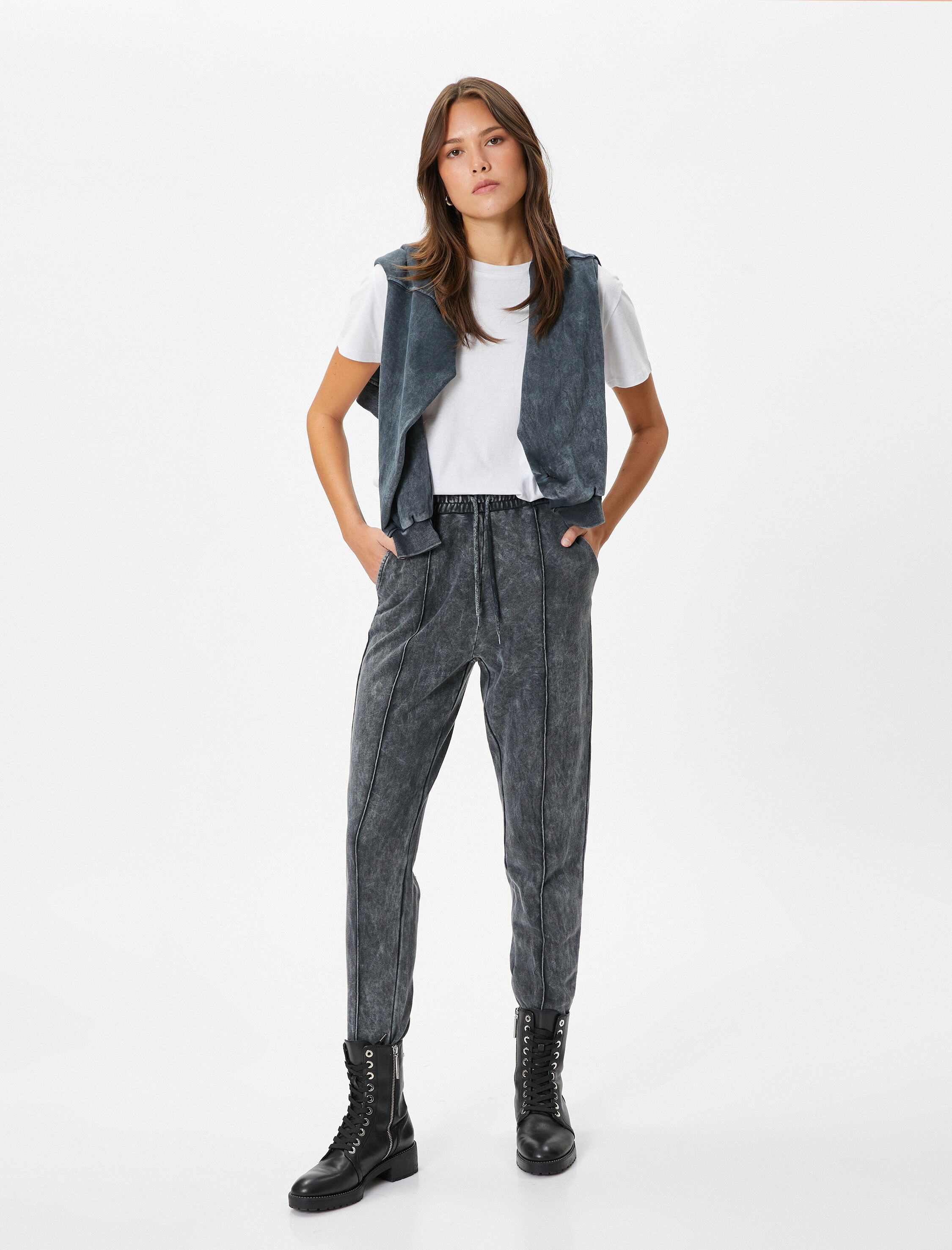   Jogger Eşofman Altı Eskitme Görünümlü Nervürlü Cepli