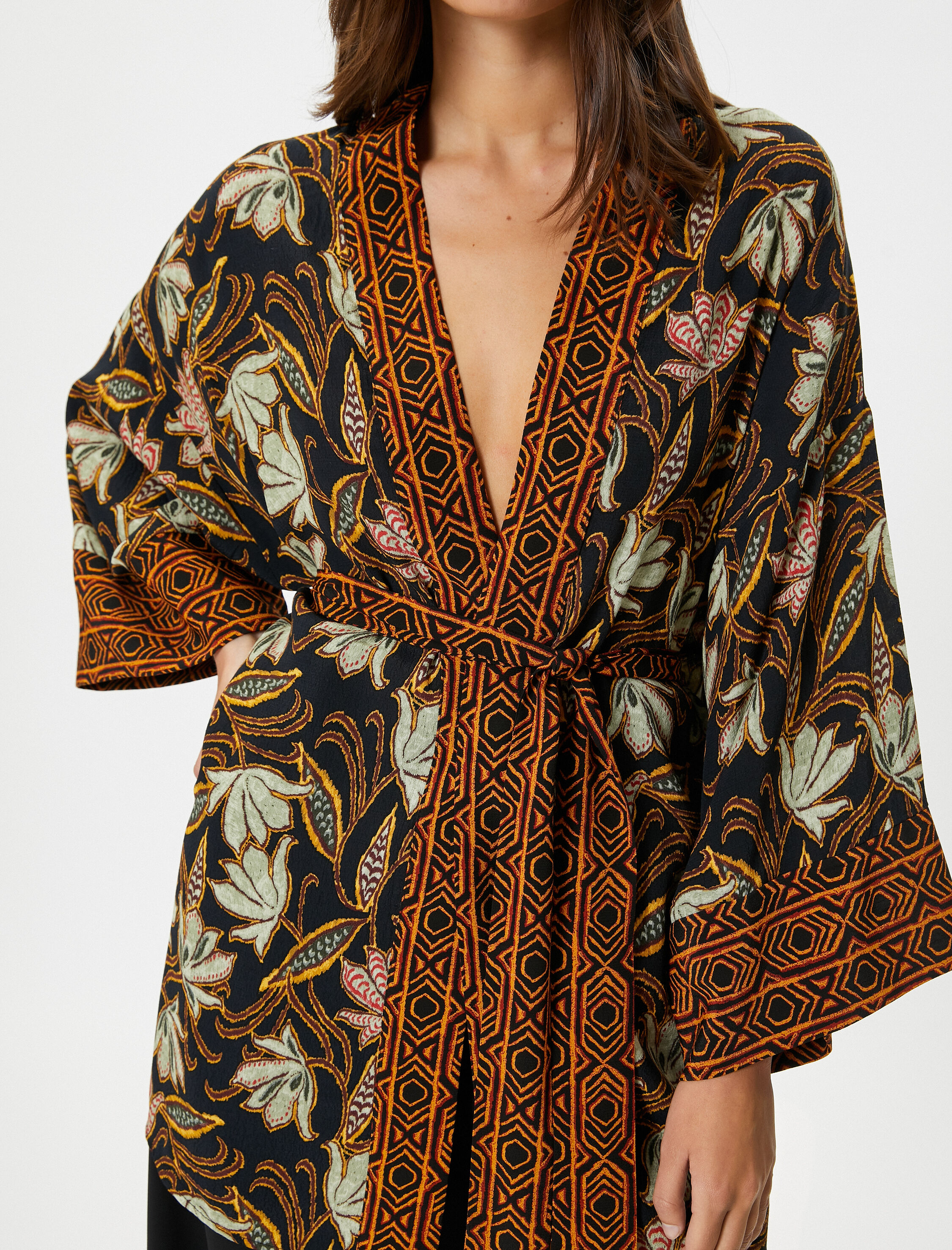   Etnik Desenli Kimono Viskon Geniş Kollu Beli Kuşaklı